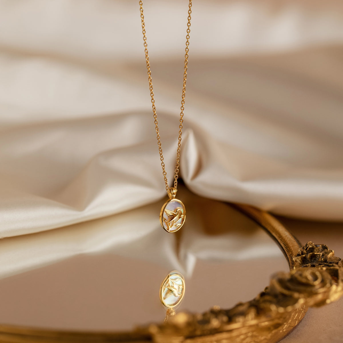 Pearl Hummingbird Necklace Silver 18K Gold Plated