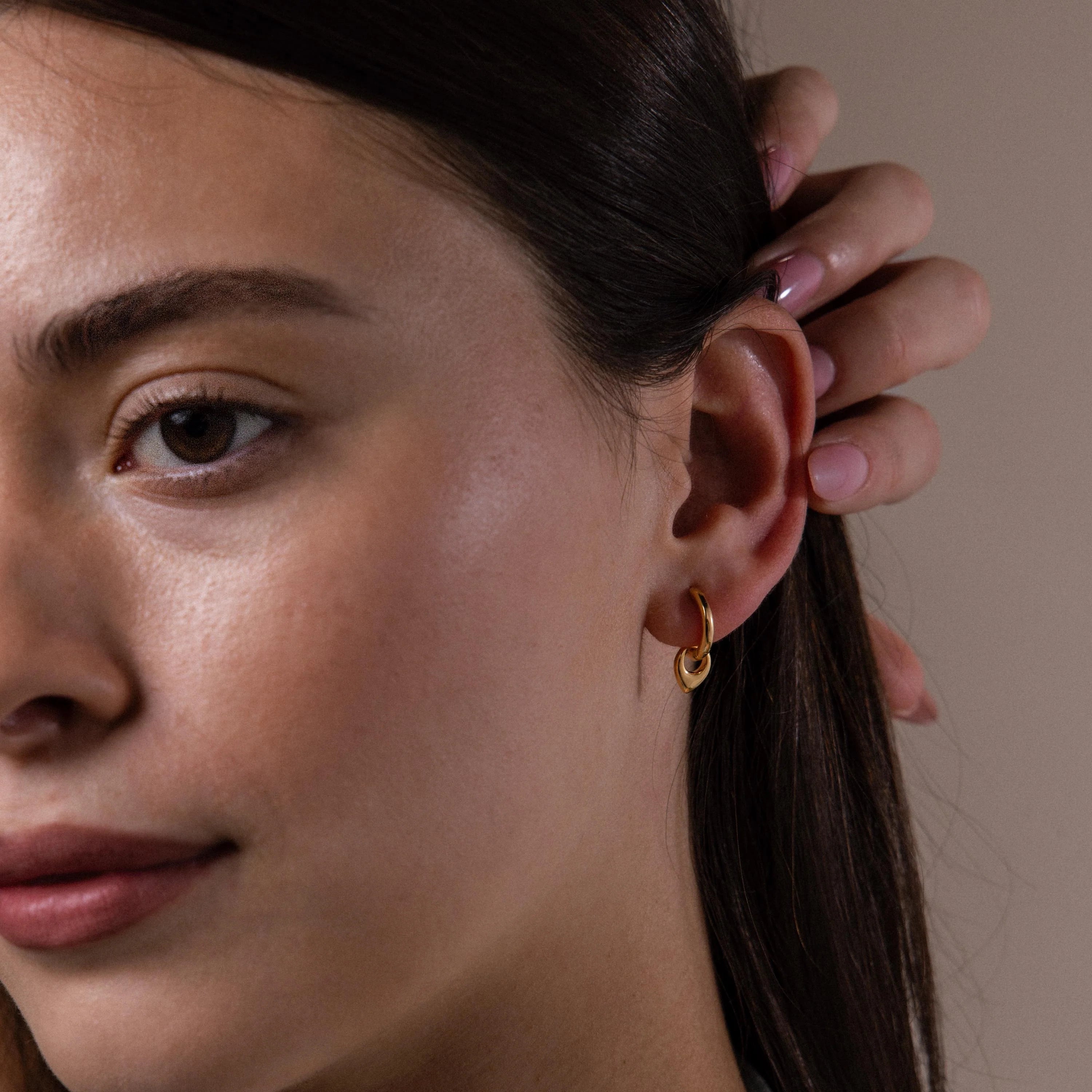 Tiny Teardrop Huggies Silver 18K Gold Plated