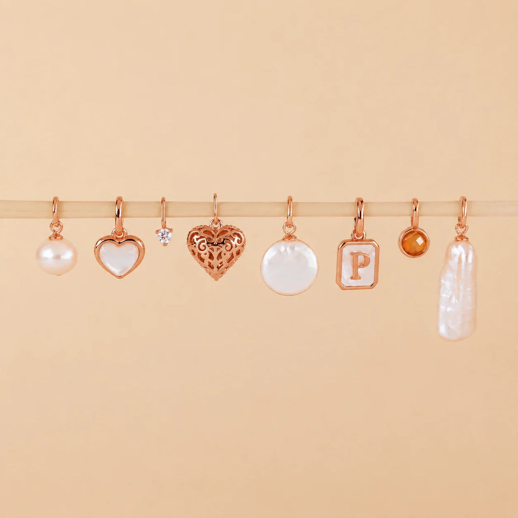 Versatile Elegance: Pearl Charm Pendant