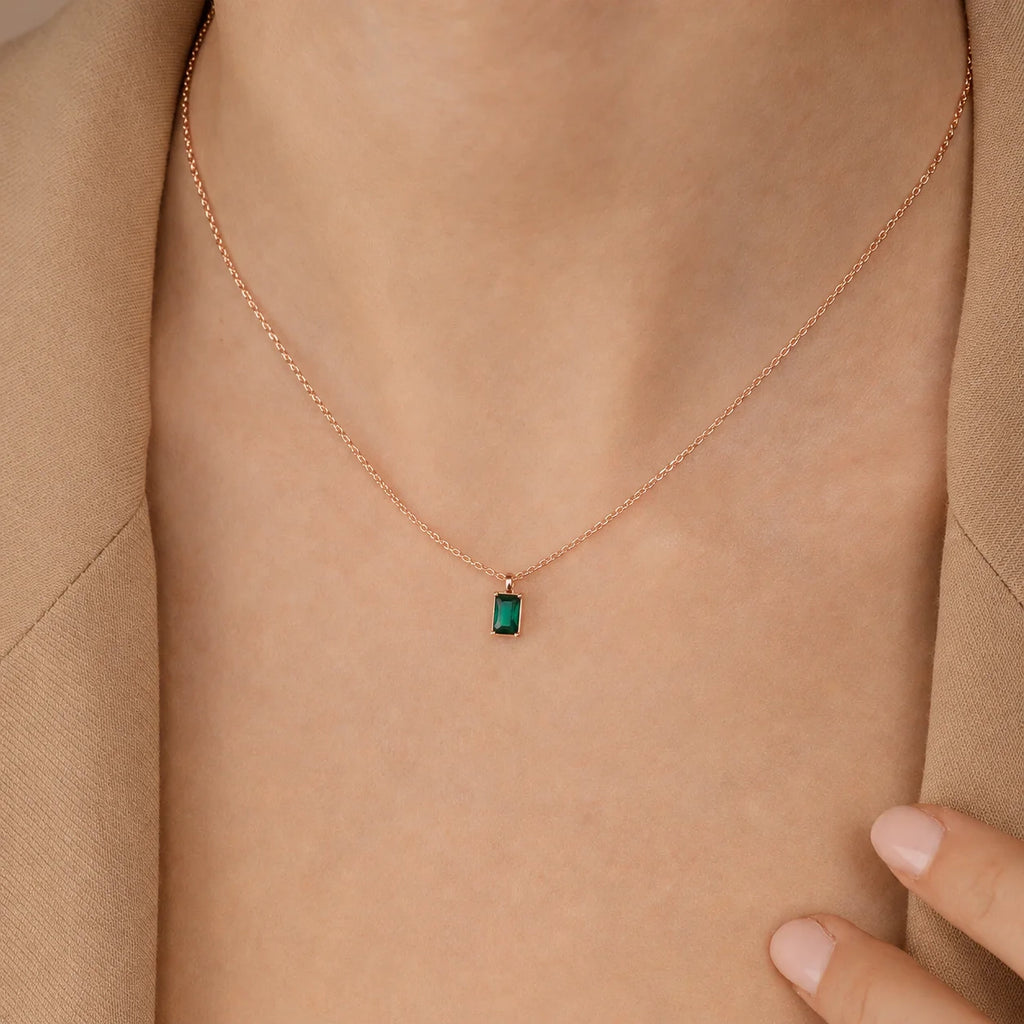 Maia Emerald Pendant Necklace