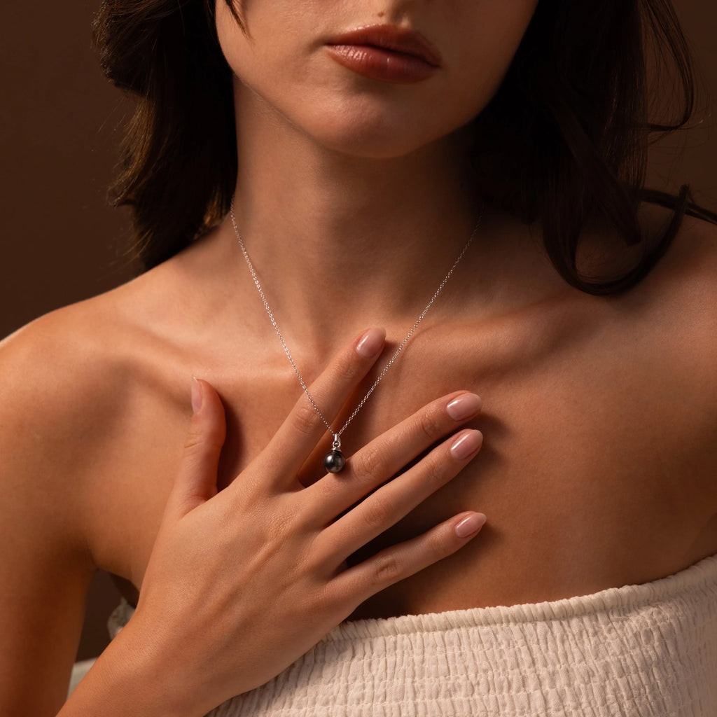 Midnight Pearl Necklace Silver 18K Gold Plated