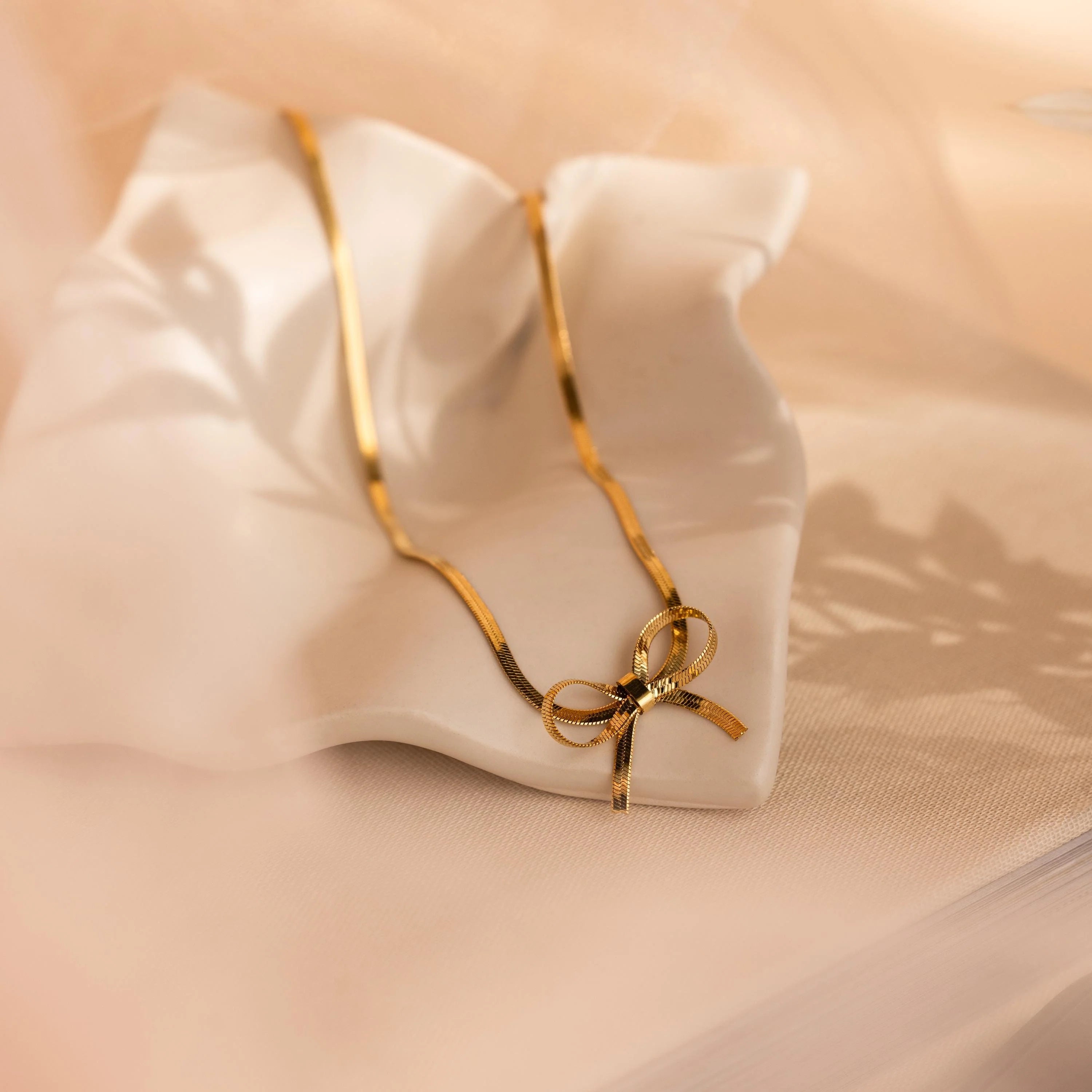 Herringbone Bow Necklace Silver 18K Gold Plated