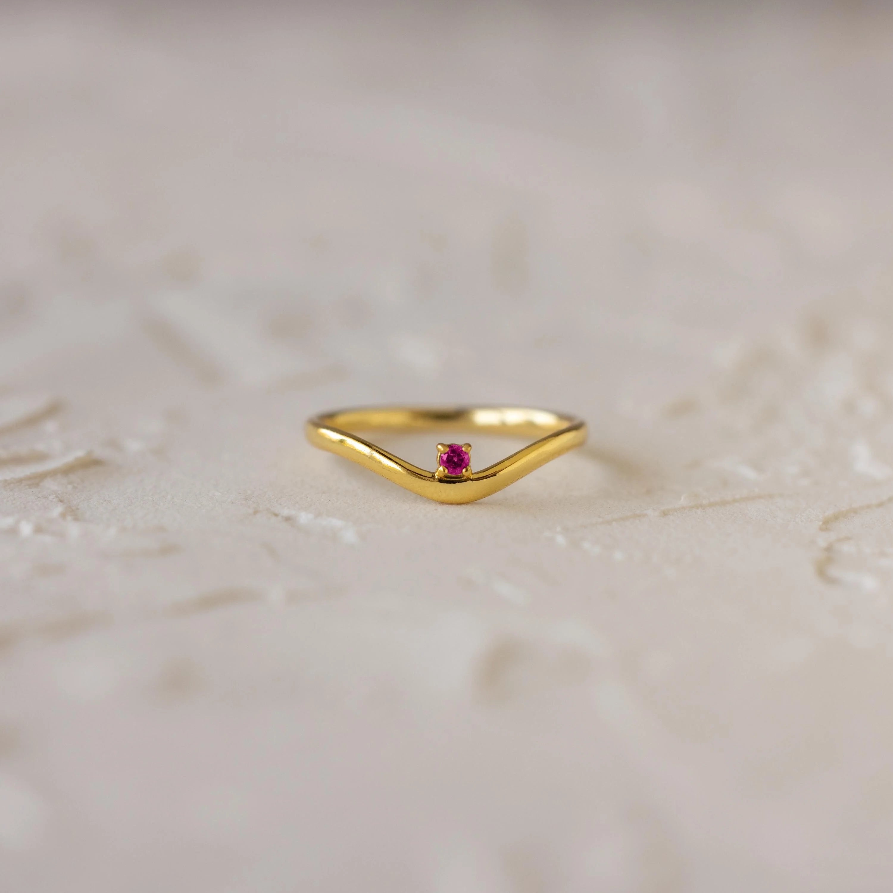 Garnet Drop Curve Ring Silver 18K Gold Plated