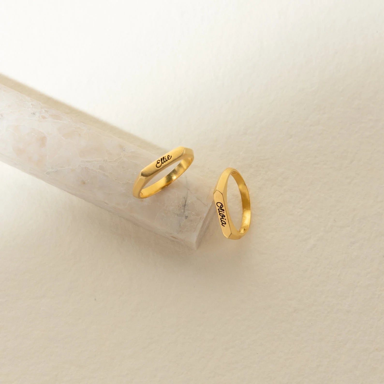 Paris Thin Name Signet Ring Silver 18K Gold Plated