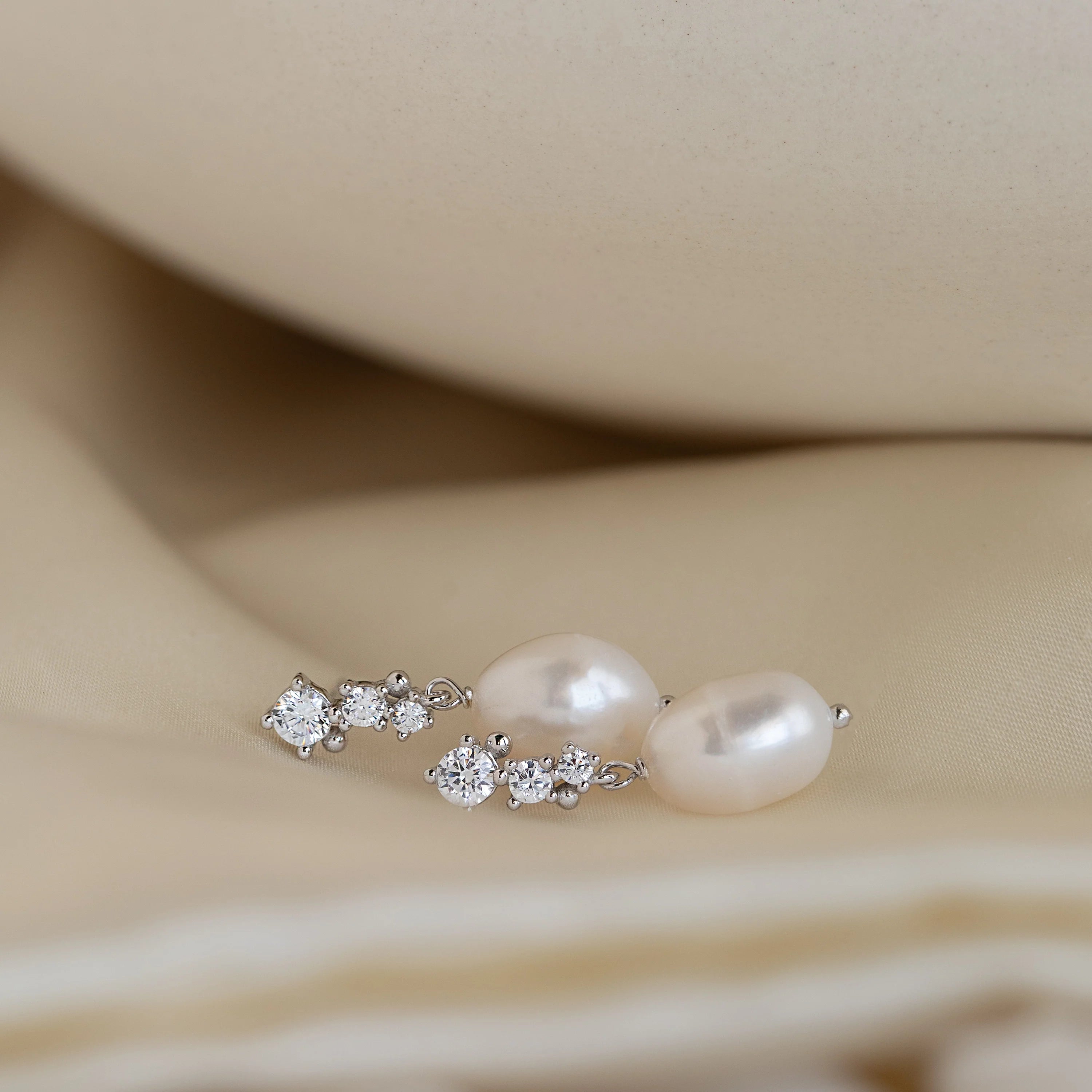 Diamond Pearl Drop Earrings Silver 18K Gold Plated
