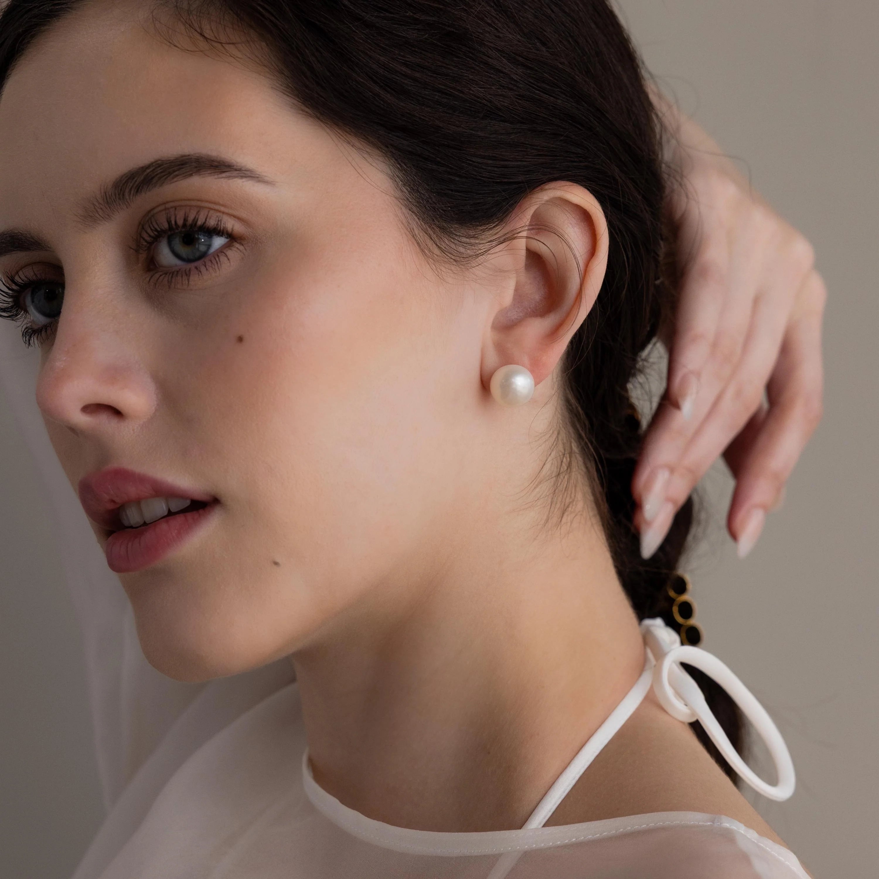 Bold Pearl Studs Silver 18K Gold Plated