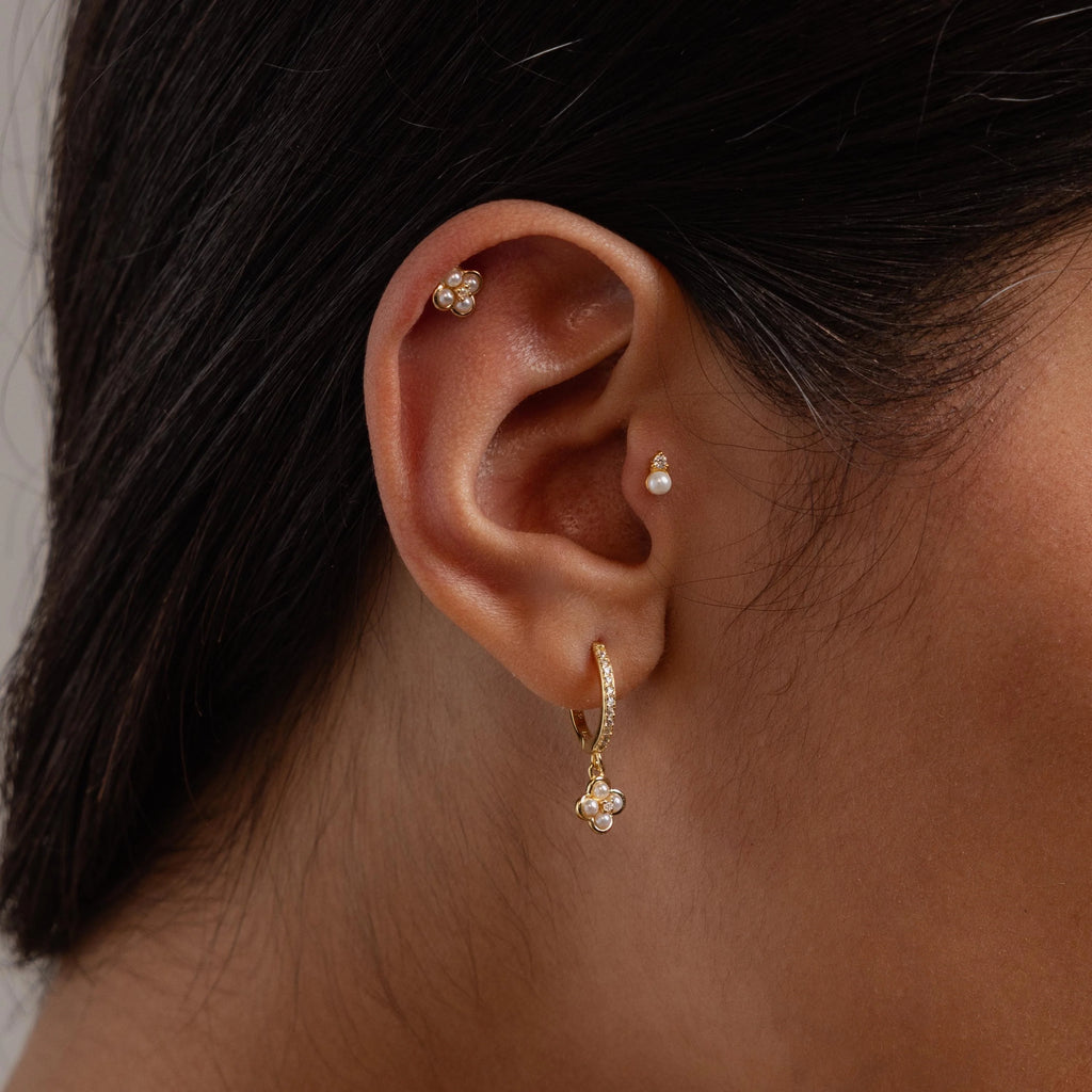 Rounded Pearl Flower Studs Silver 18K Gold Plated