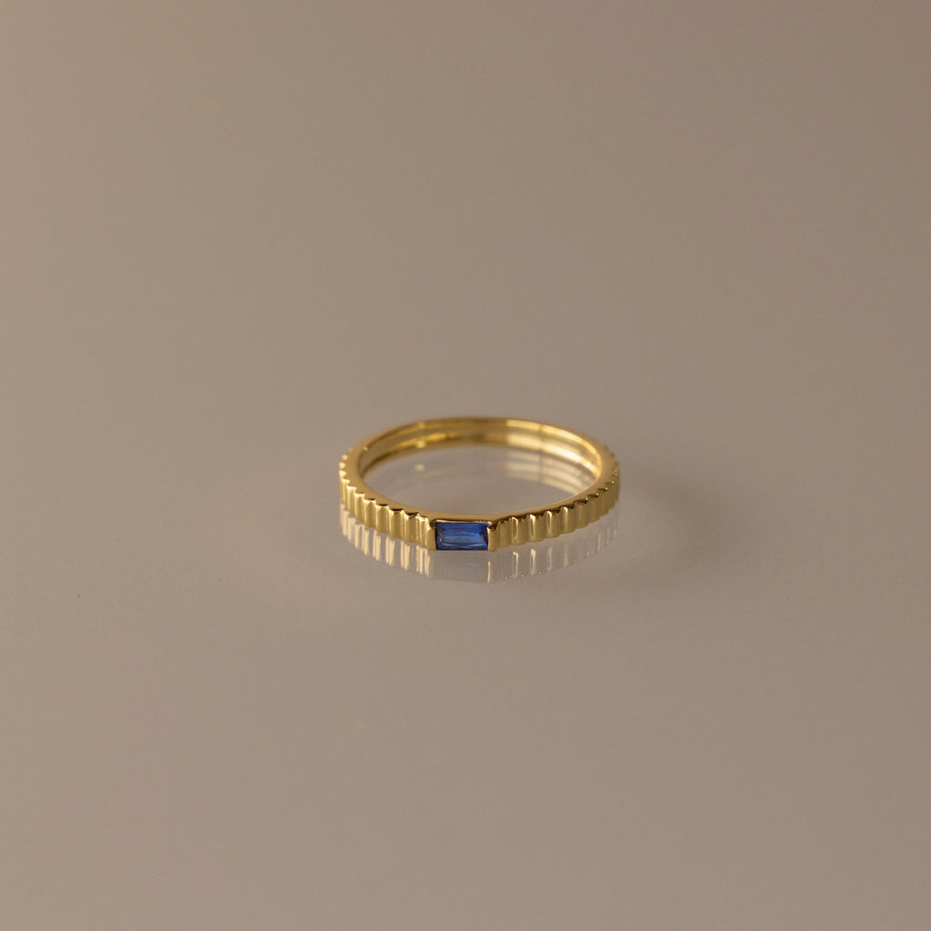 Sapphire Dainty Ribbed Ring Silver 18K Gold Plated