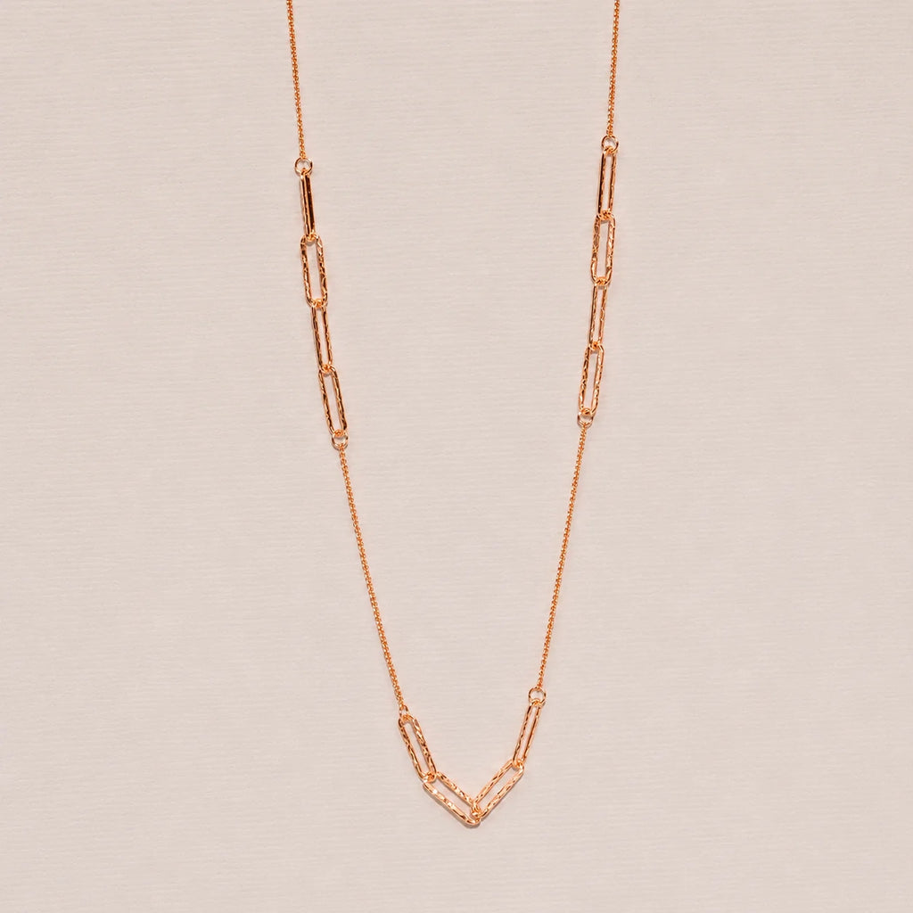 Textured Paperclip Necklace