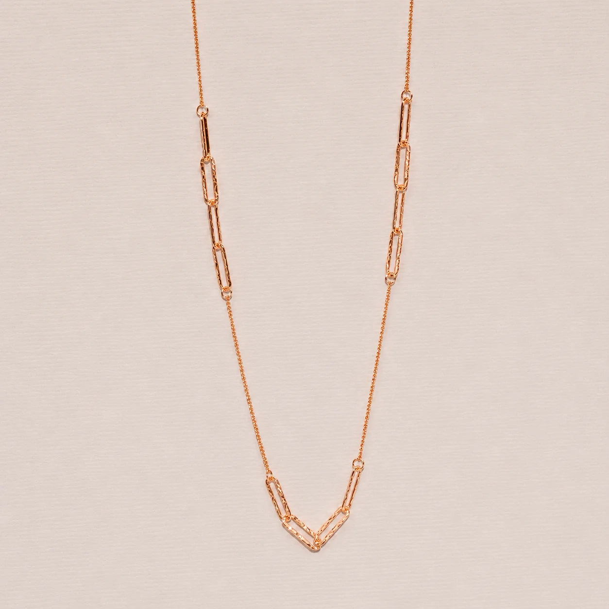 Textured Paperclip Necklace