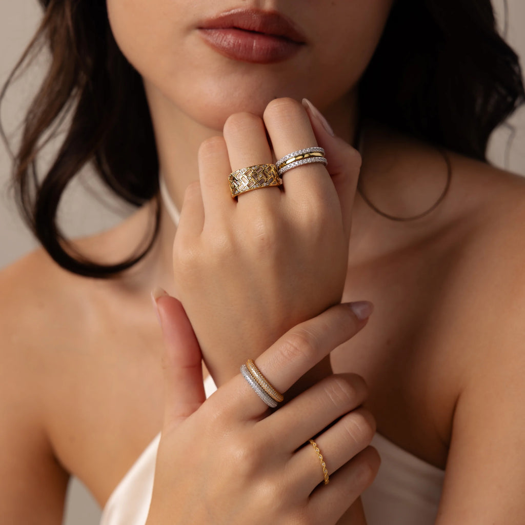 Round & Baguette Diamond Ring Silver 18K Gold Plated
