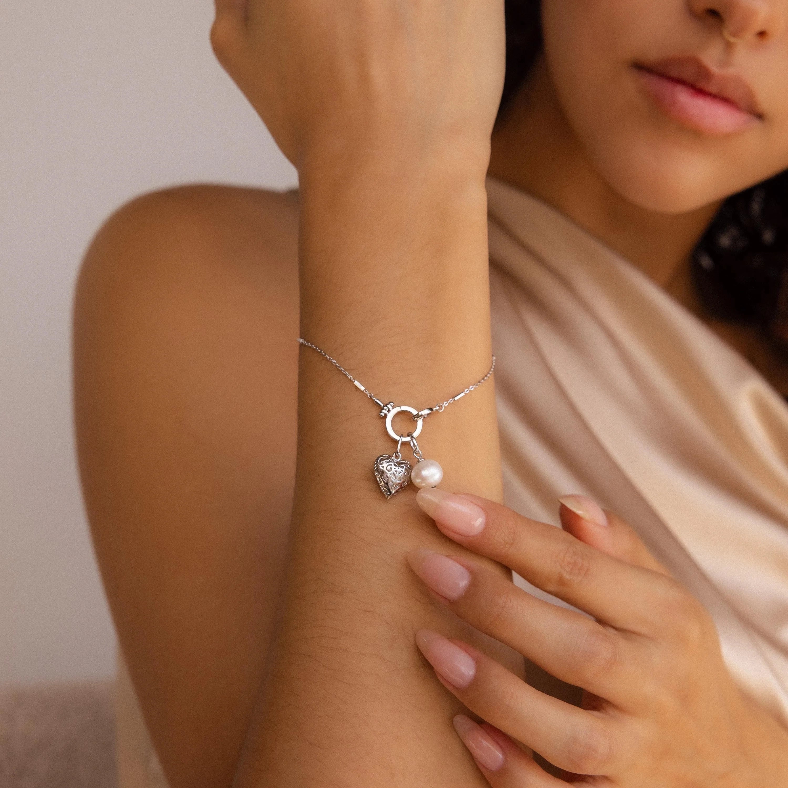 Hinged Circle Charm Bracelet Silver 18K Gold Plated