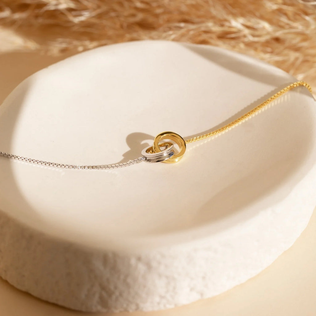 Interlocking Circles Charm Bracelet Silver 18K Gold Plated