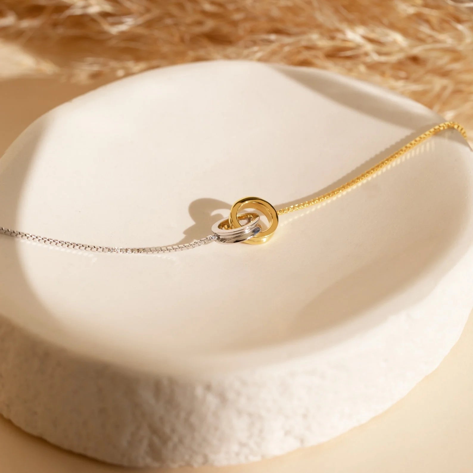 Interlocking Circles Charm Bracelet Silver 18K Gold Plated