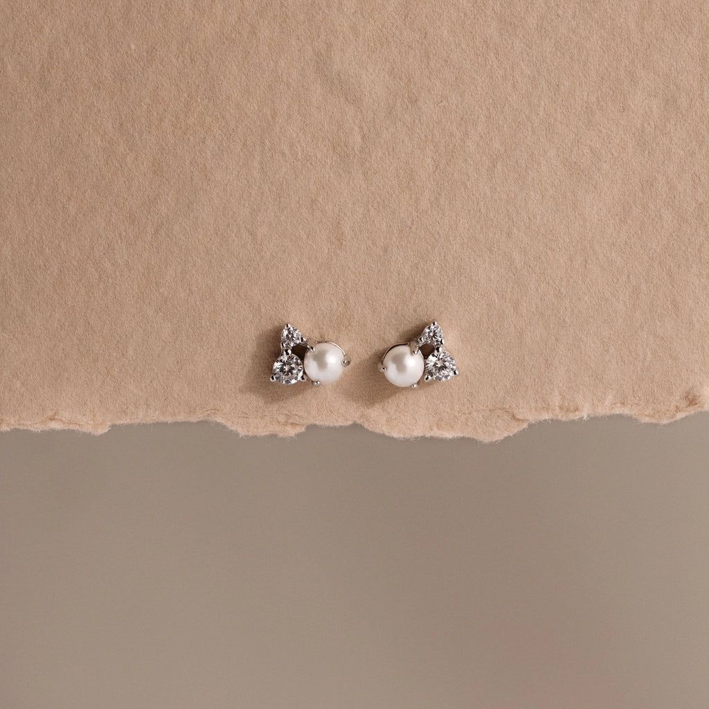 Pearl Diamond Cluster Studs Silver 18K Gold Plated