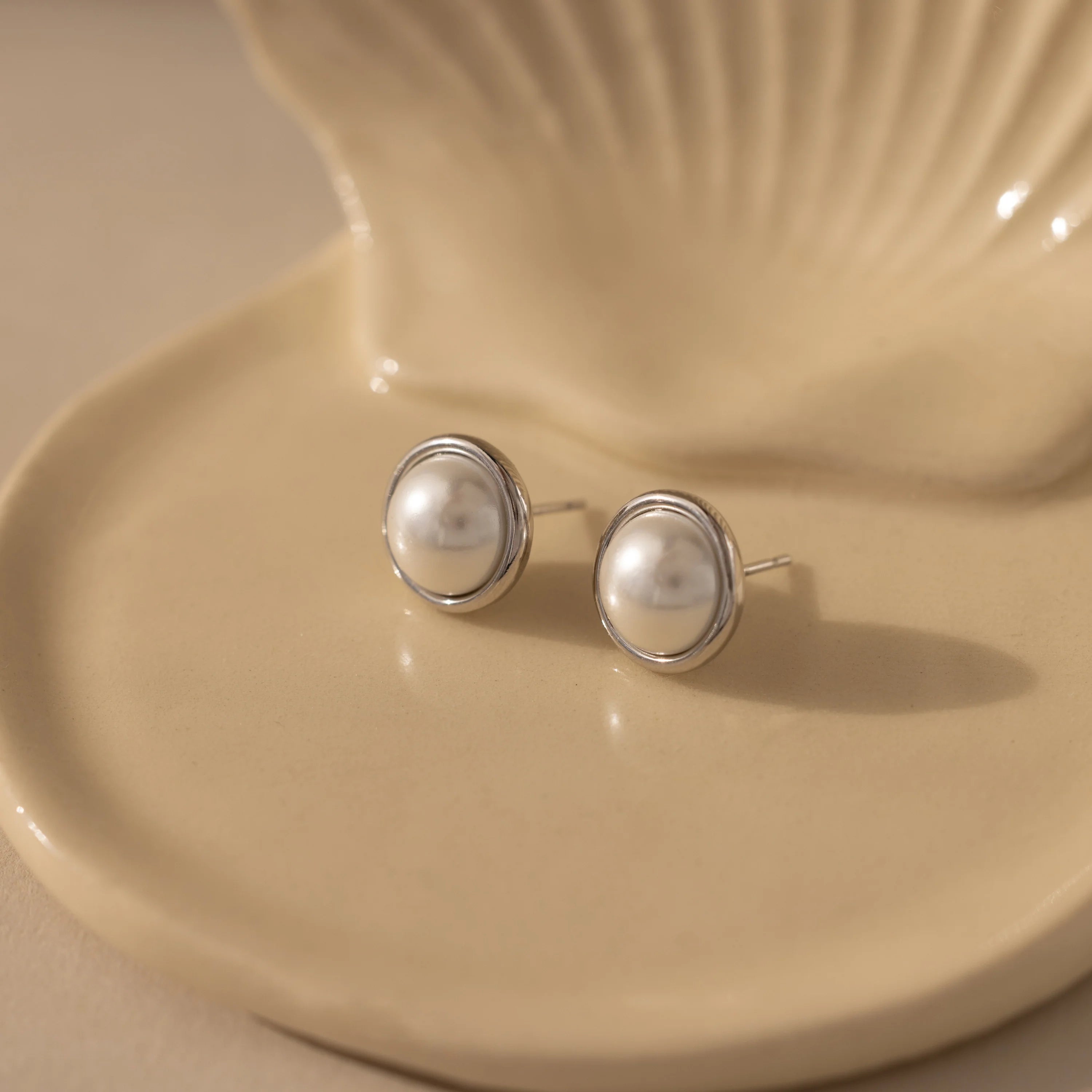 Pearl Bezel Studs Silver 18K Gold Plated