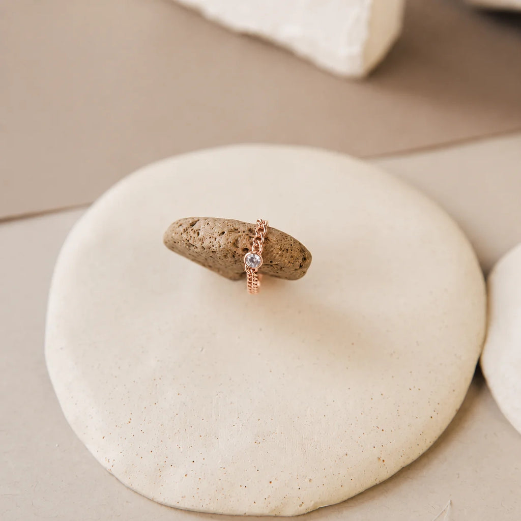 Curb Chain Birthstone Ring