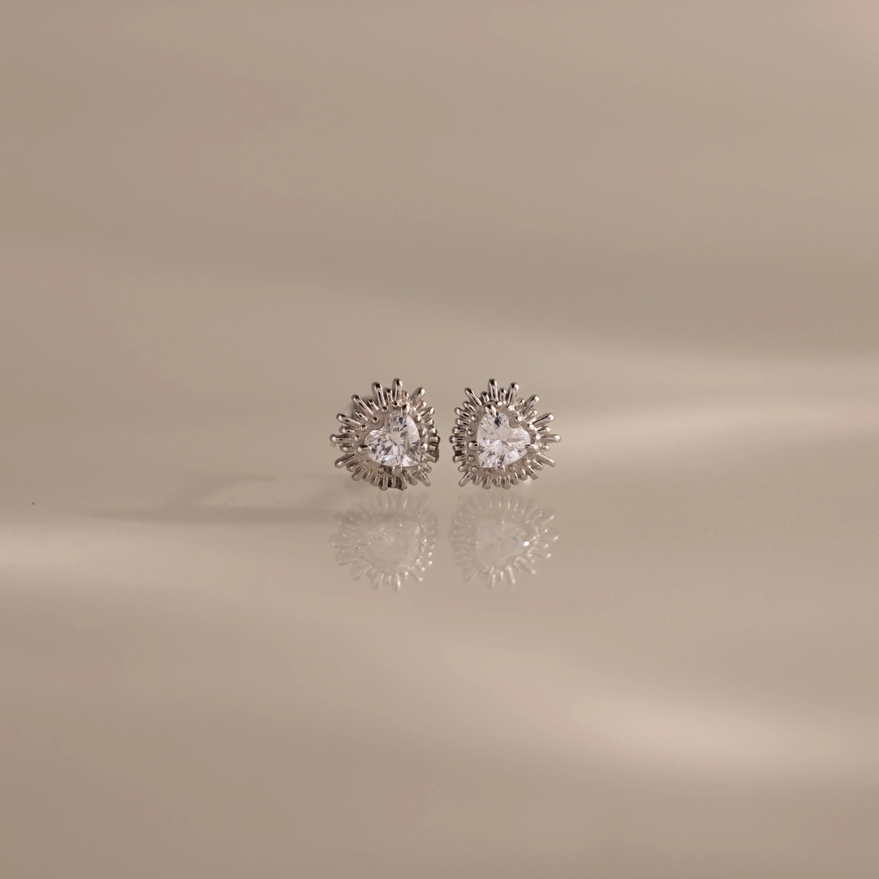Diamonds Sacred Heart Flatback Studs Silver 18K Gold Plated