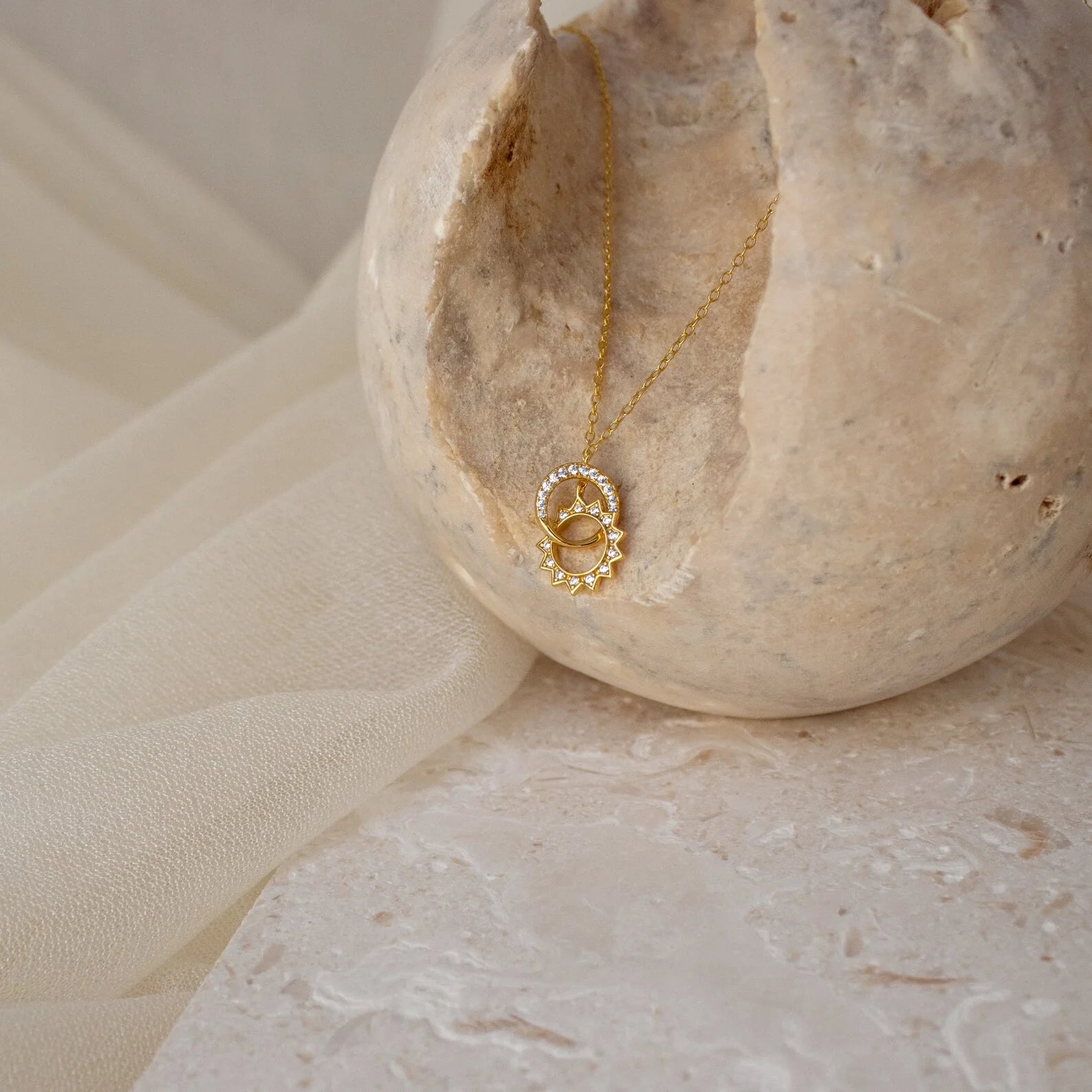Sun & Moon Eternity Necklace Silver 18K Gold Plated