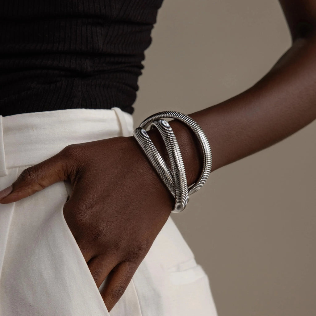 Ribbed Infinity Bangle Silver 18K Gold Plated