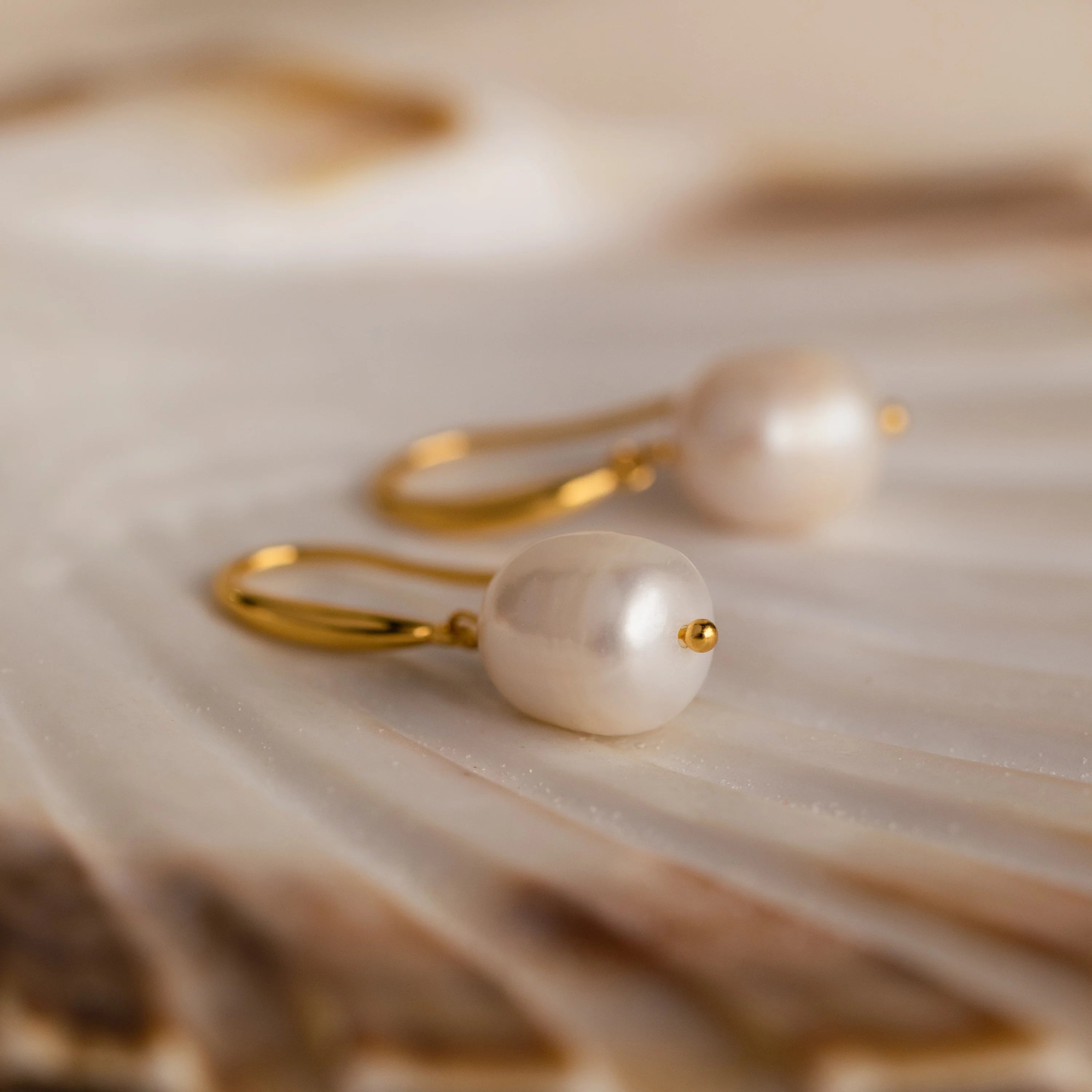 Dangling Pearl Drop Earrings Silver 18K Gold Plated