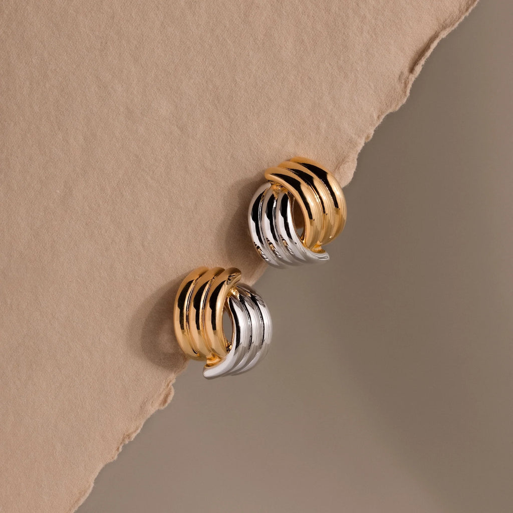 Ribbed Mixed Metal Studs Silver 18K Gold Plated