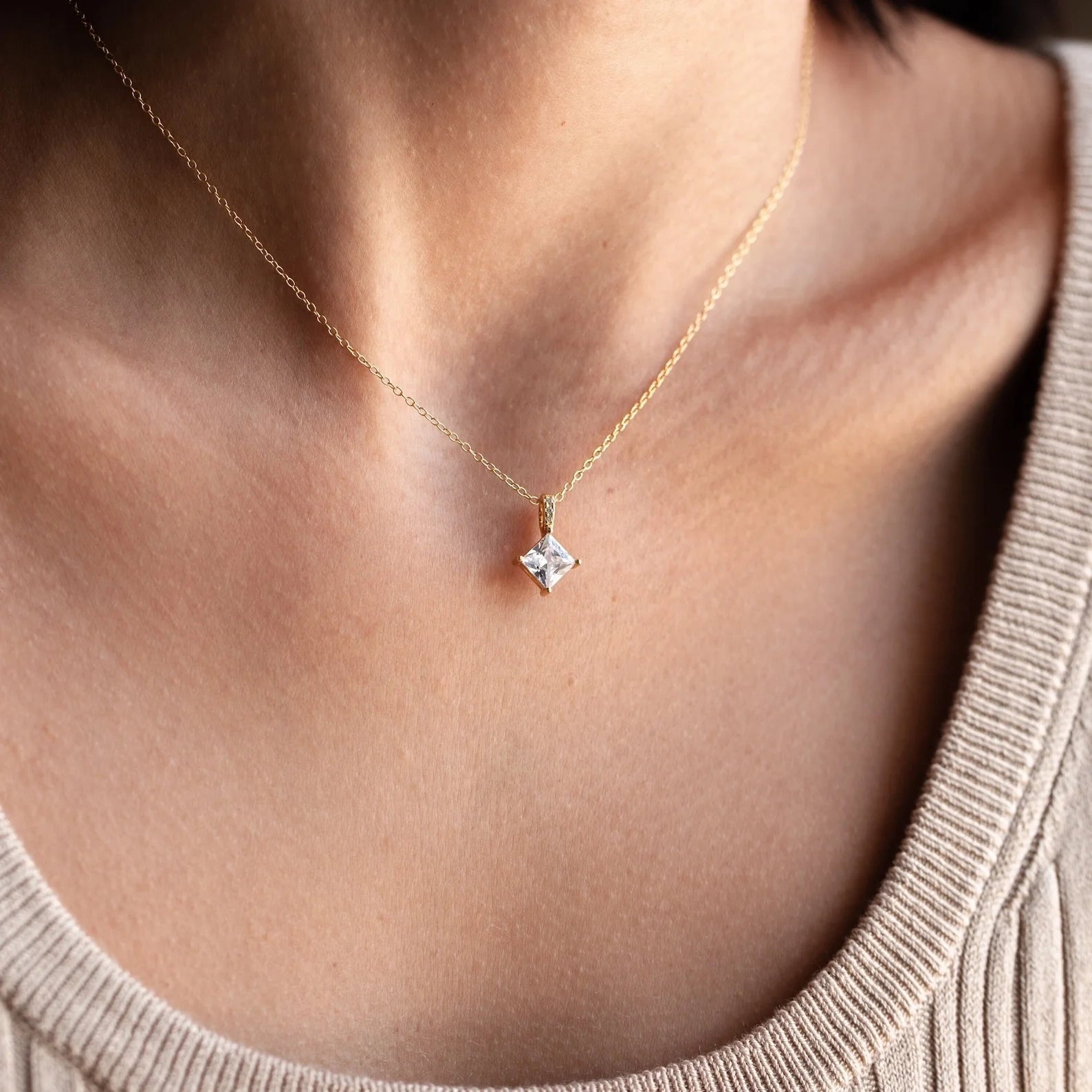 Carina Diamond Pendant Necklace Silver 18K Gold Plated