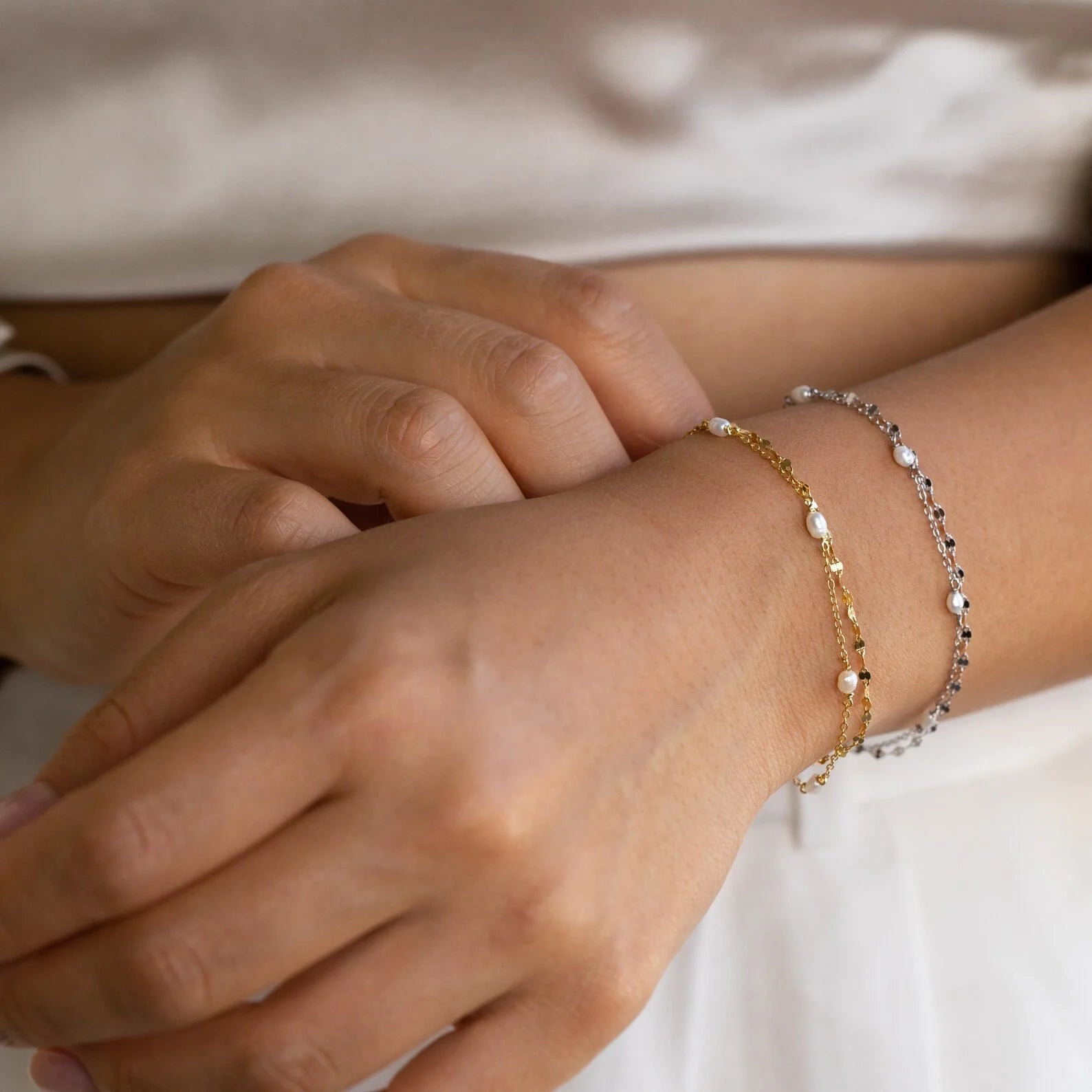 Magnolia Pearl Wrap Bracelet Silver 18K Gold Plated