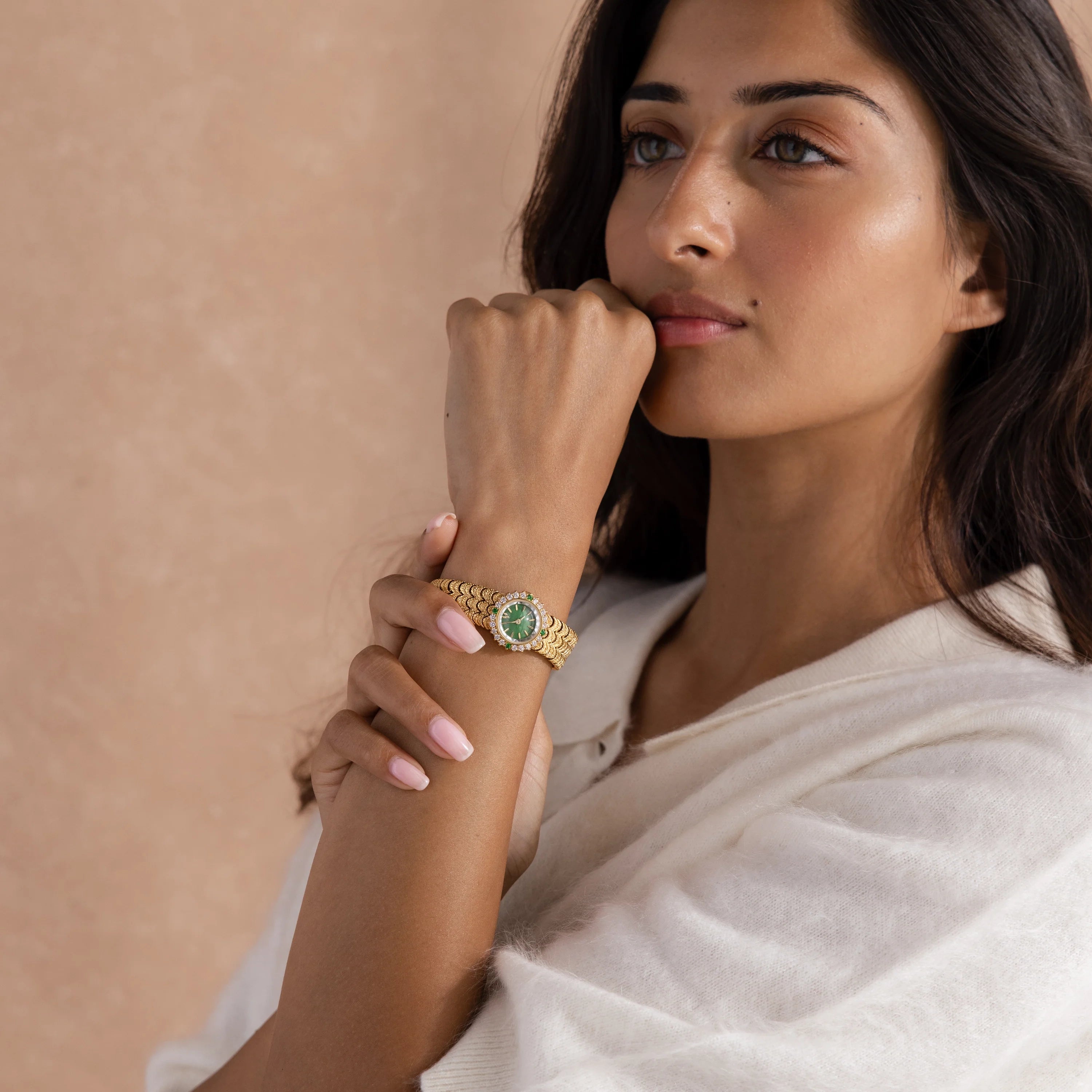 Emerald Scalloped Timepiece Silver 18K Gold Plated