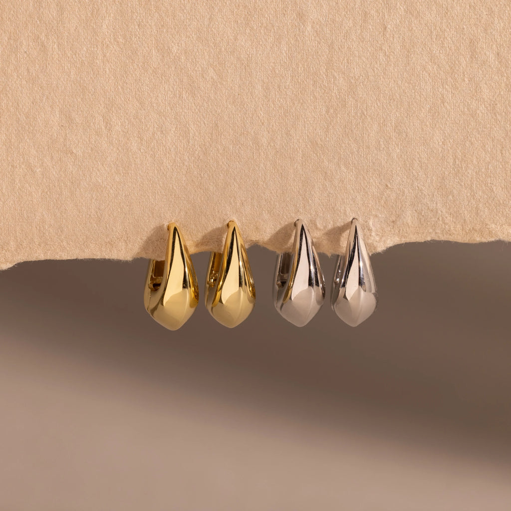 Bold Oval Huggies Silver 18K Gold Plated