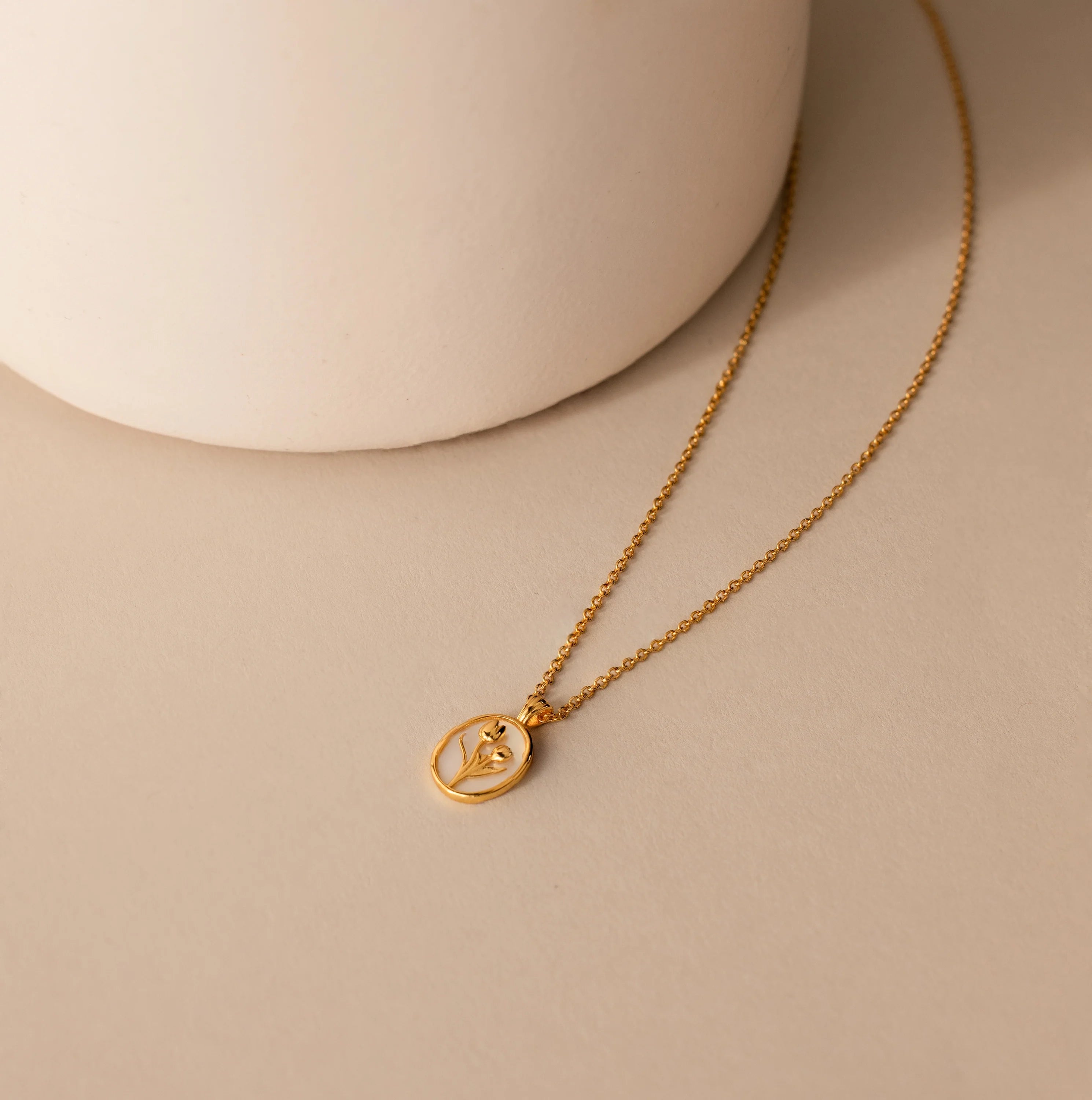 Pearl Tulip Pendant Necklace Silver 18K Gold Plated
