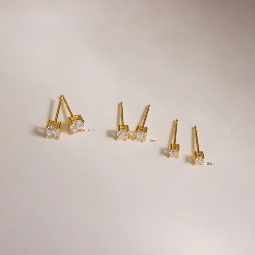 Diamond Minimalist Studs Silver 18K Gold Plated