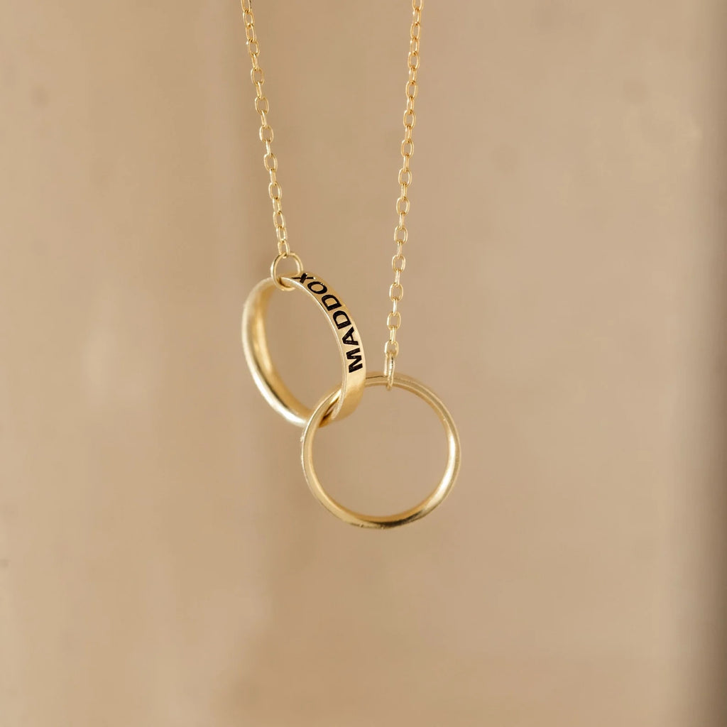 Engraved Interlocking Necklace Silver 18K Gold Plated
