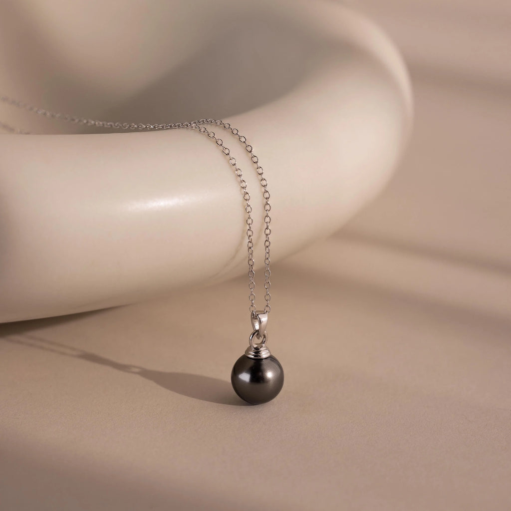 Midnight Pearl Necklace Silver 18K Gold Plated