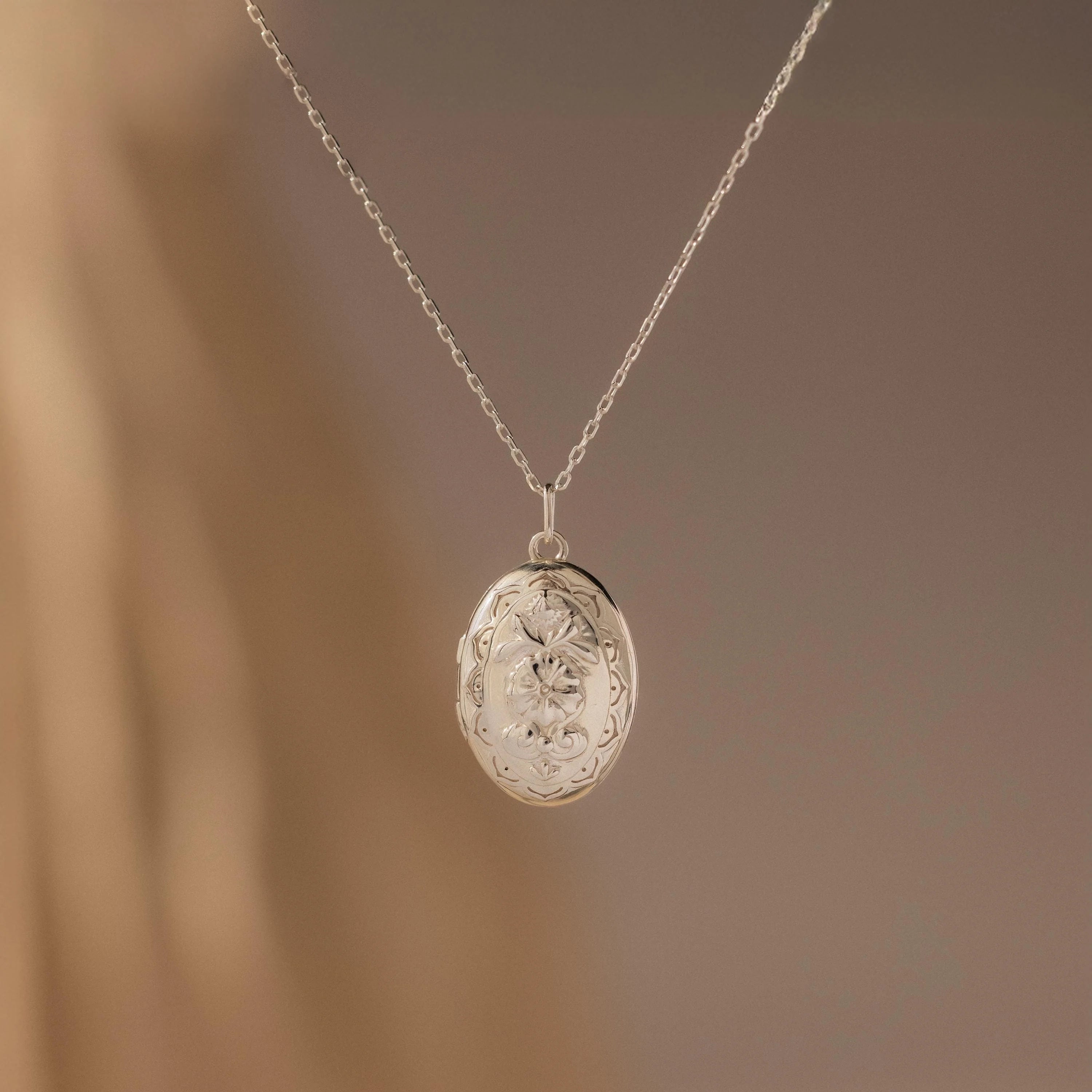 Floral Handwriting Locket Necklace Silver 18K Gold Plated