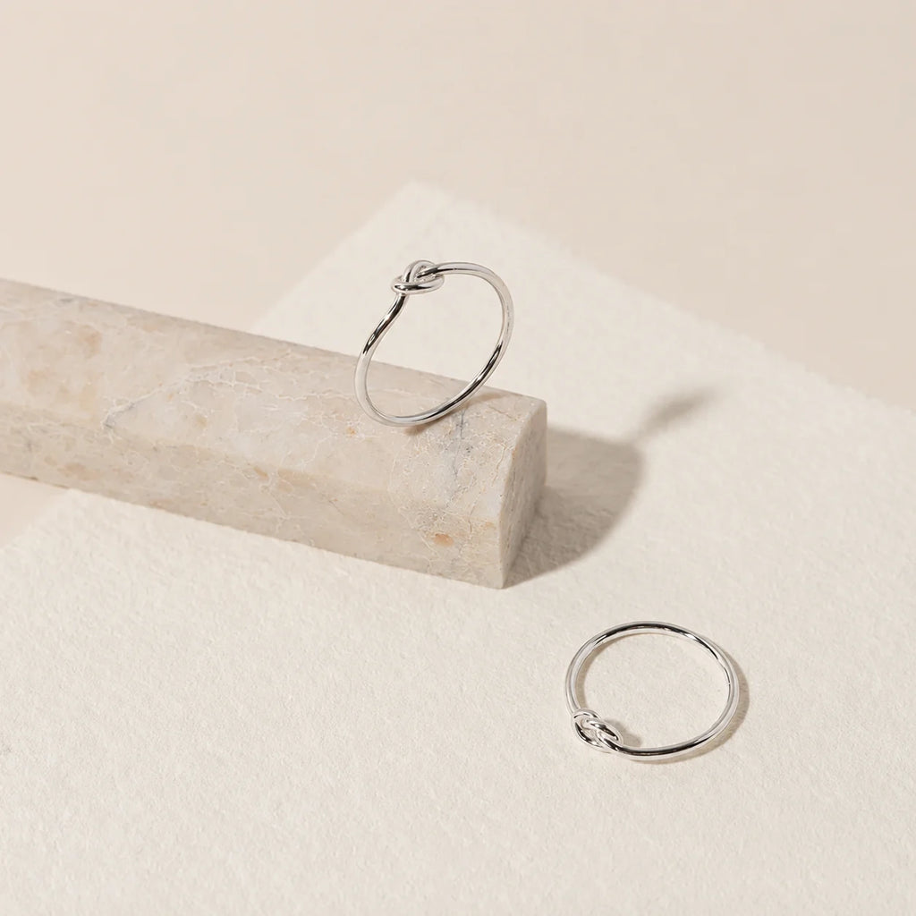 Knot Ring