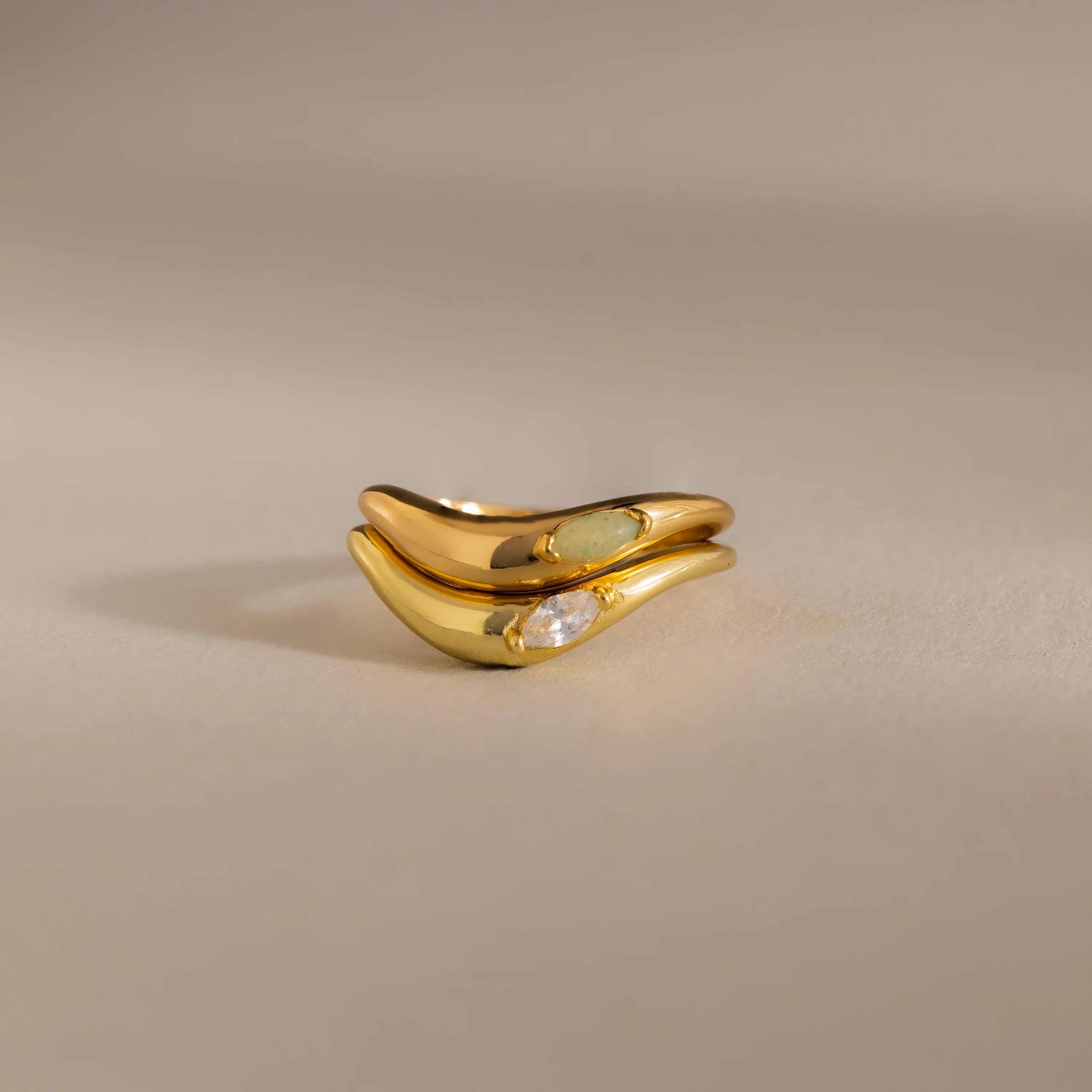 Zen Gemstone Curve Ring Silver 18K Gold Plated