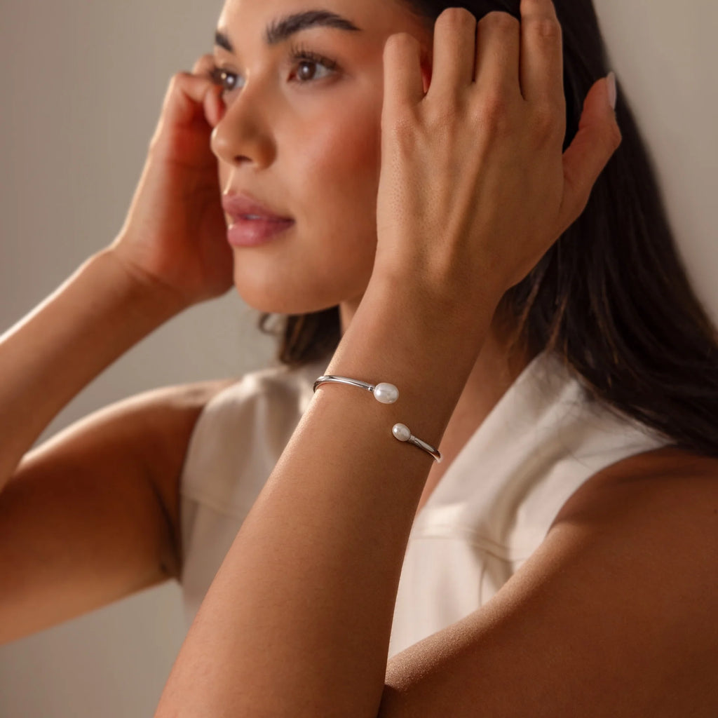 Serenity Pearl Cuff Bracelet Silver 18K Gold Plated