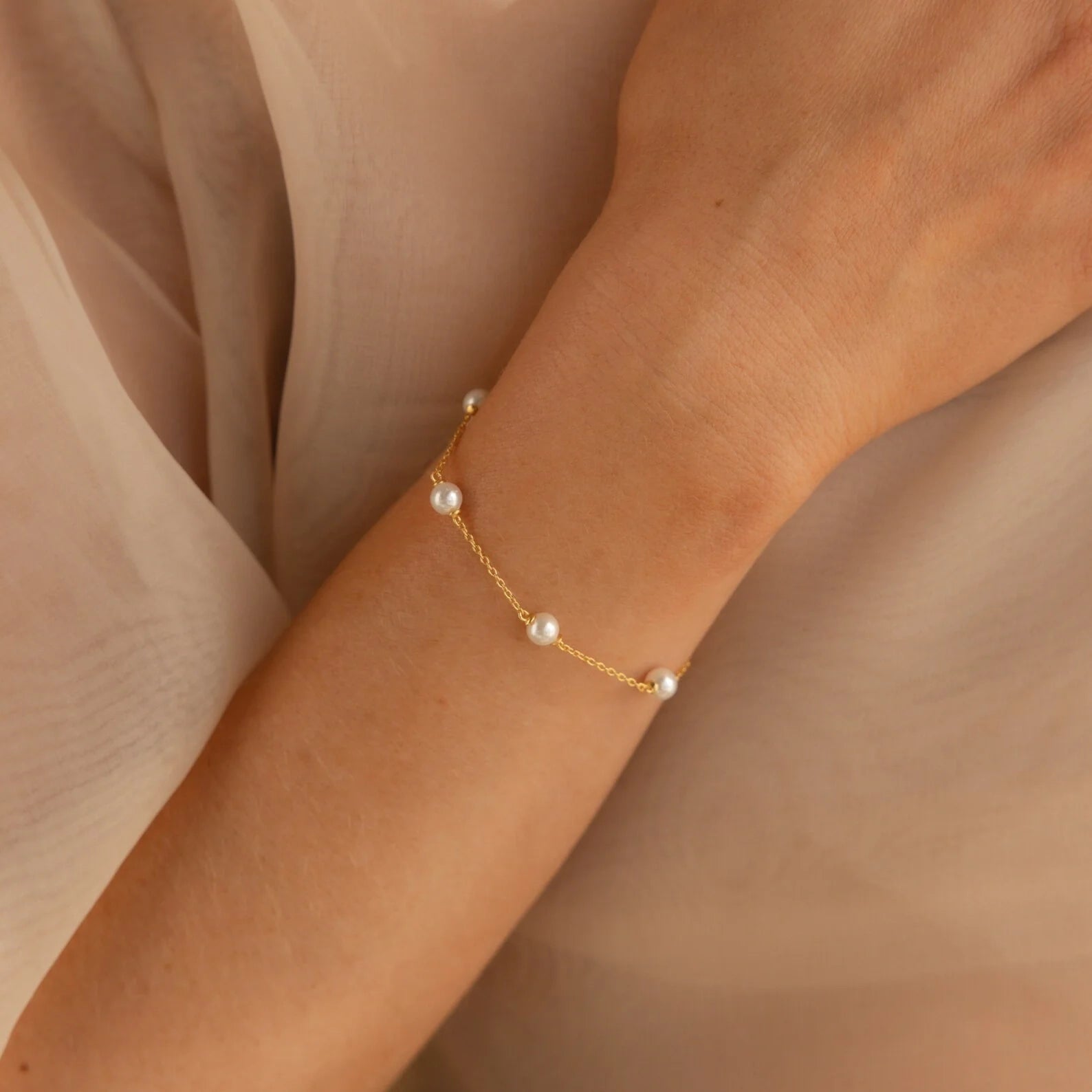 Pearl Station Bracelet Silver 18K Gold Plated