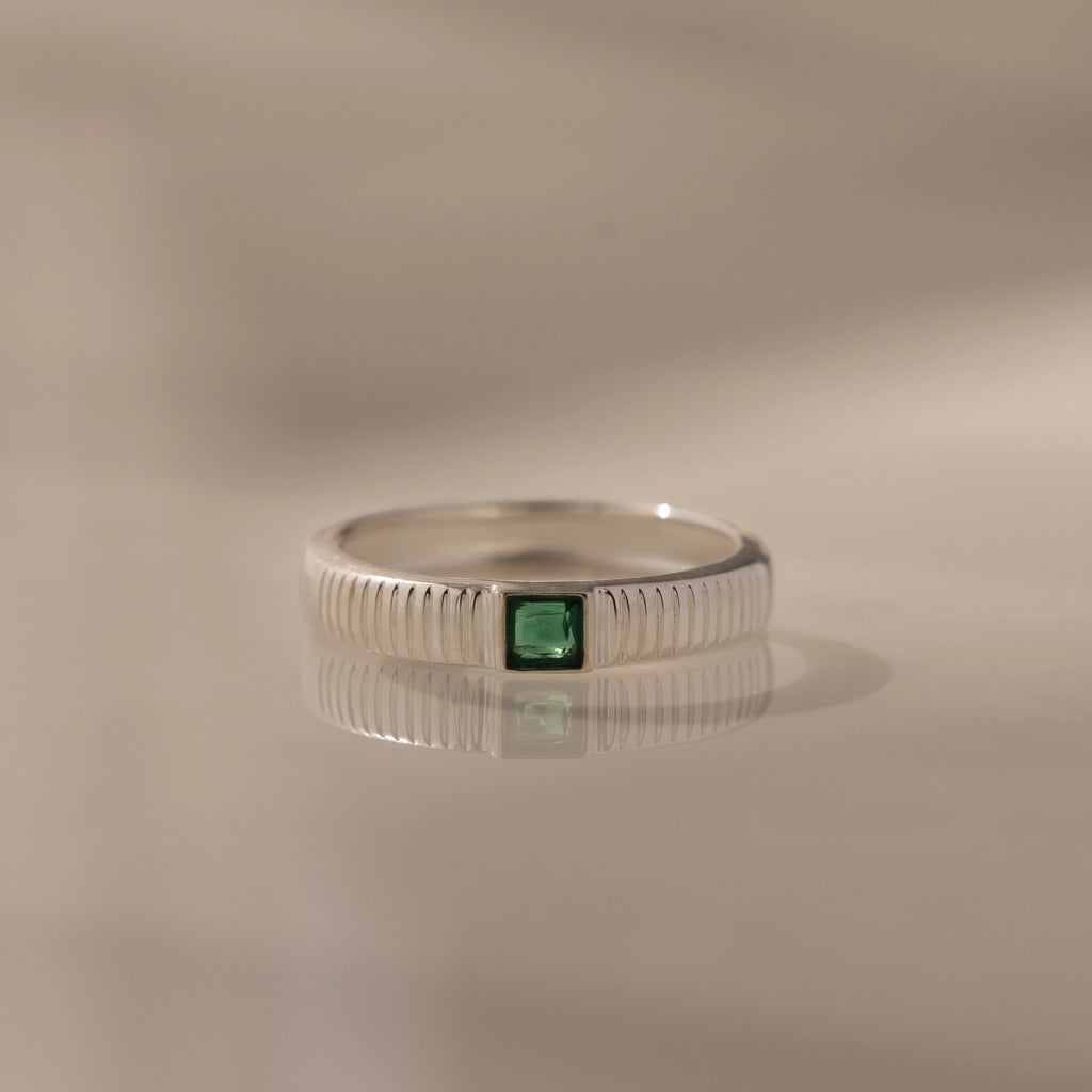 Ribbed Emerald Band Silver 18K Gold Plated