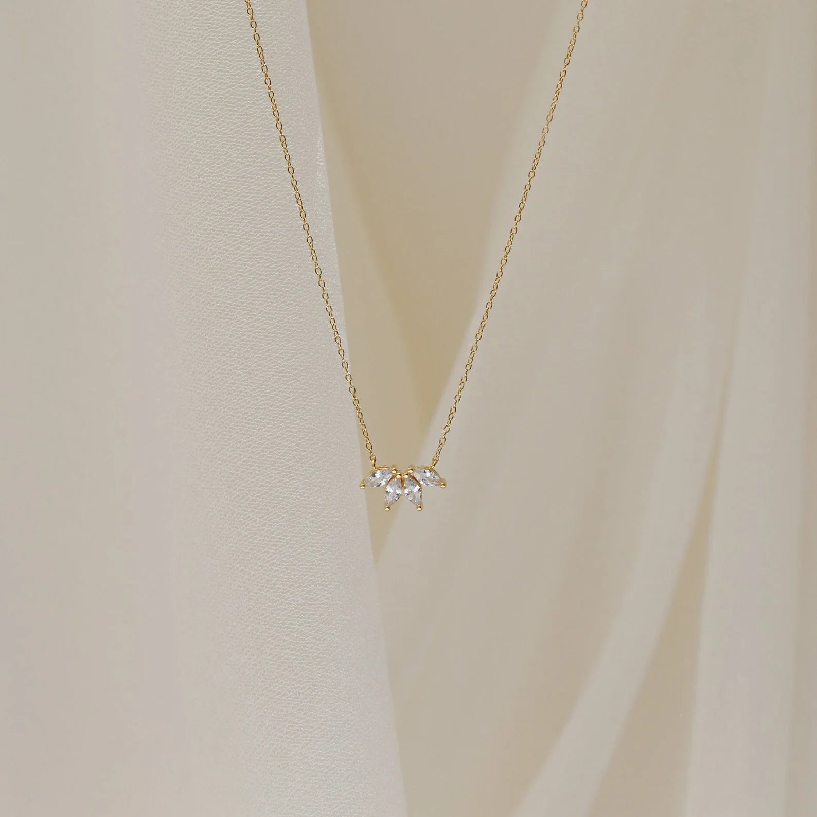 Marquise Diamond Flower Necklace Silver 18K Gold Plated
