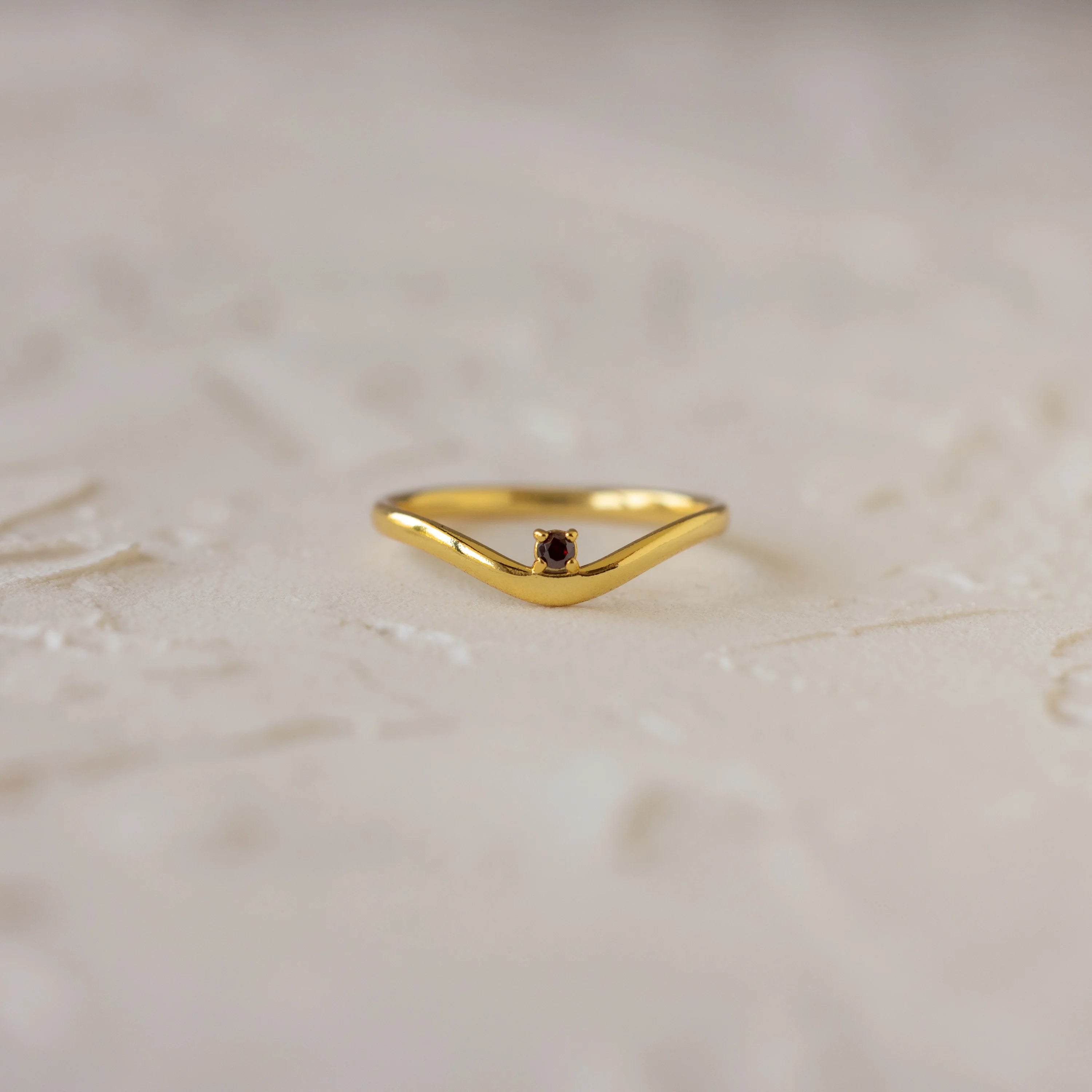 Garnet Drop Curve Ring Silver 18K Gold Plated