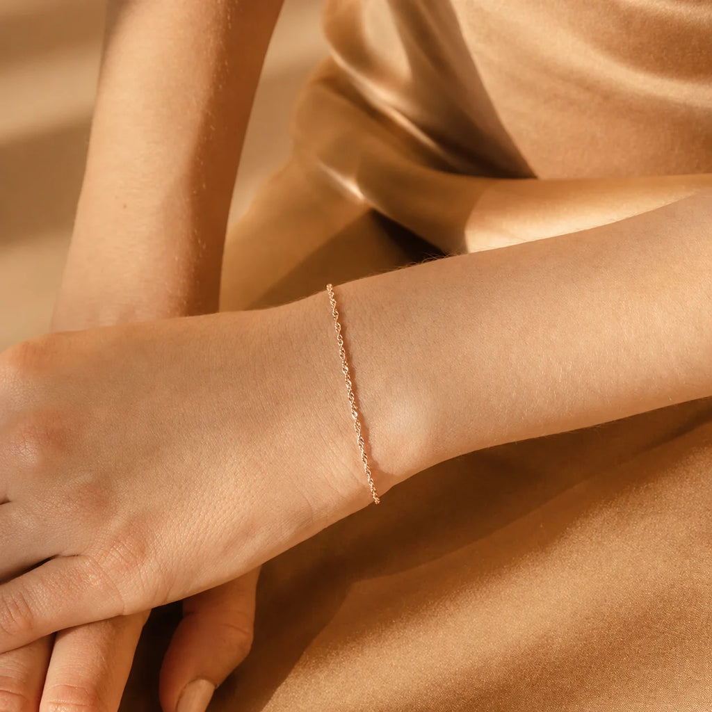 Delicate Singapore Twist Chain Bracelet