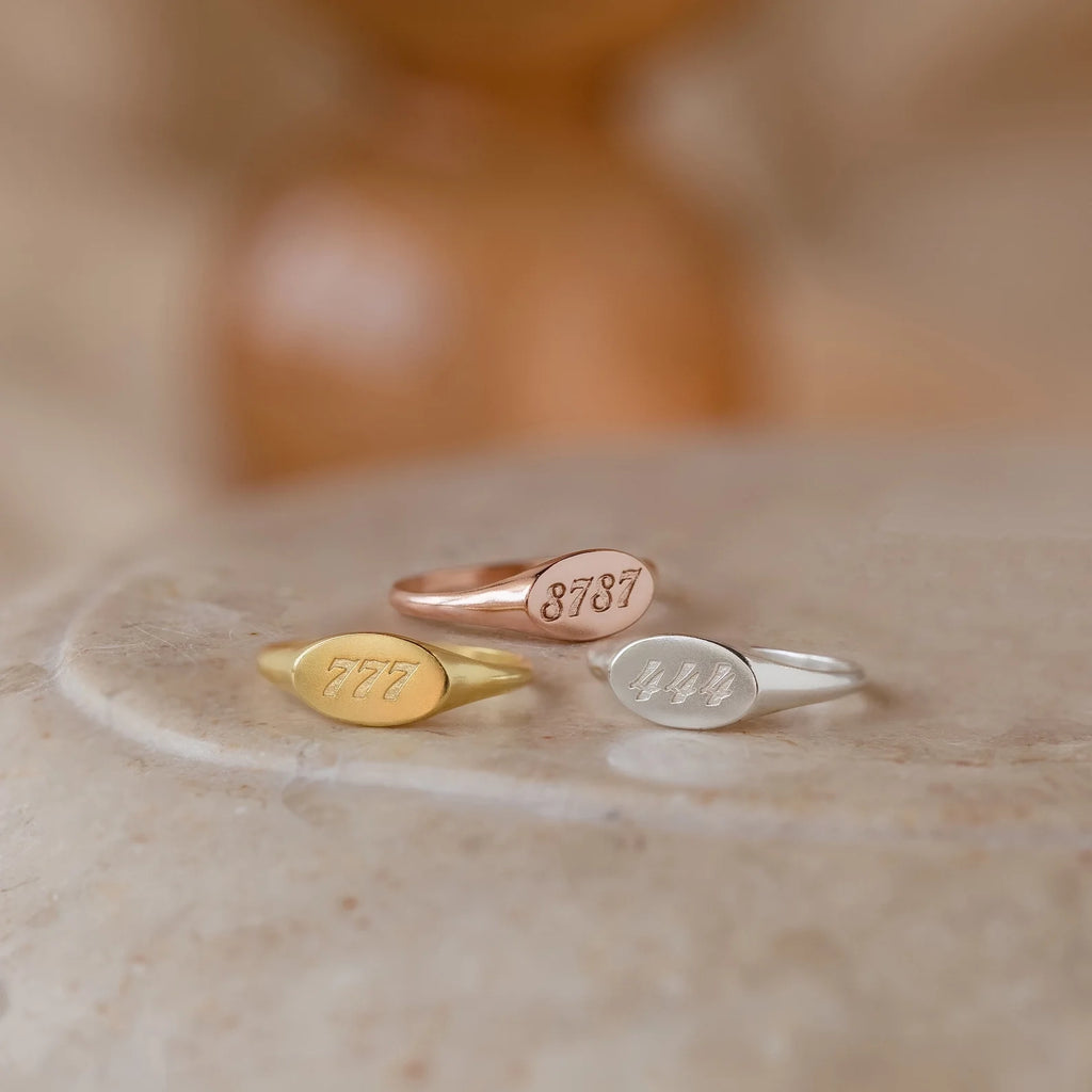 Oval Signet Charm Ring Silver 18K Gold Plated