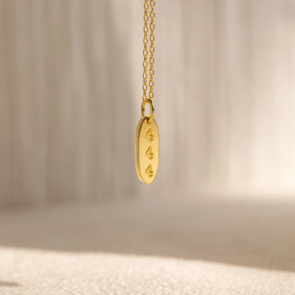 Old English Oval Tag Necklace Silver 18K Gold Plated