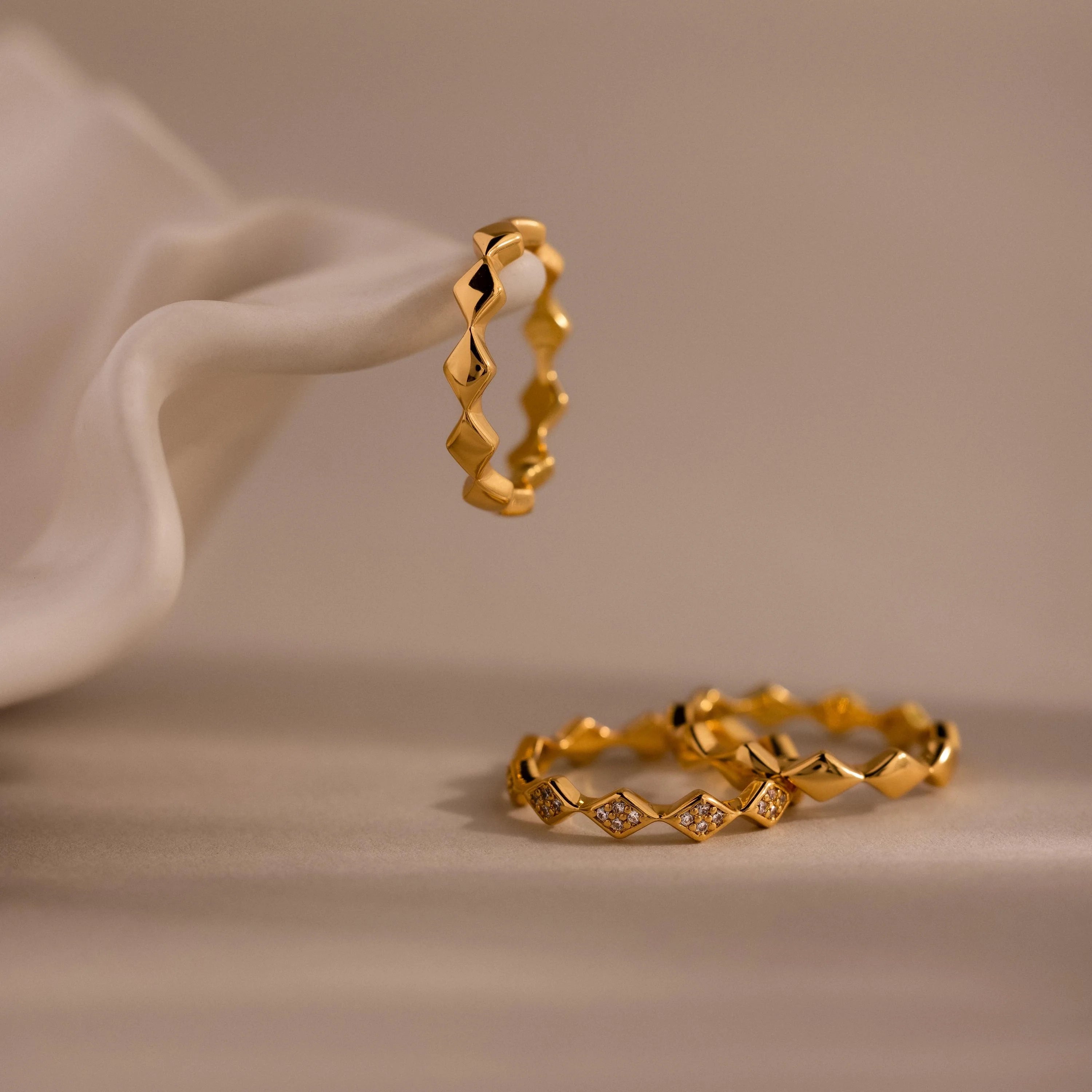 Diamond Wave Eternity Ring Set Silver 18K Gold Plated