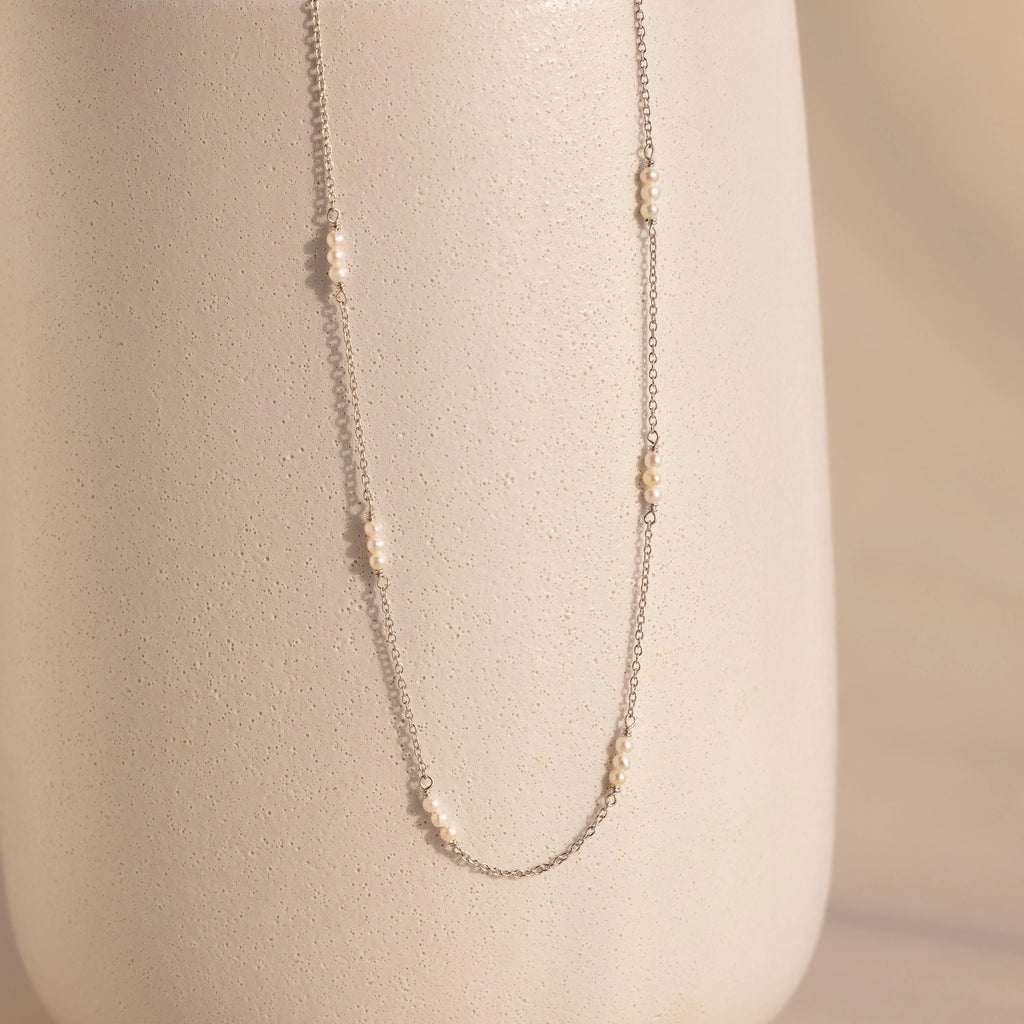 Hali Pearl Station Necklace Silver 18K Gold Plated