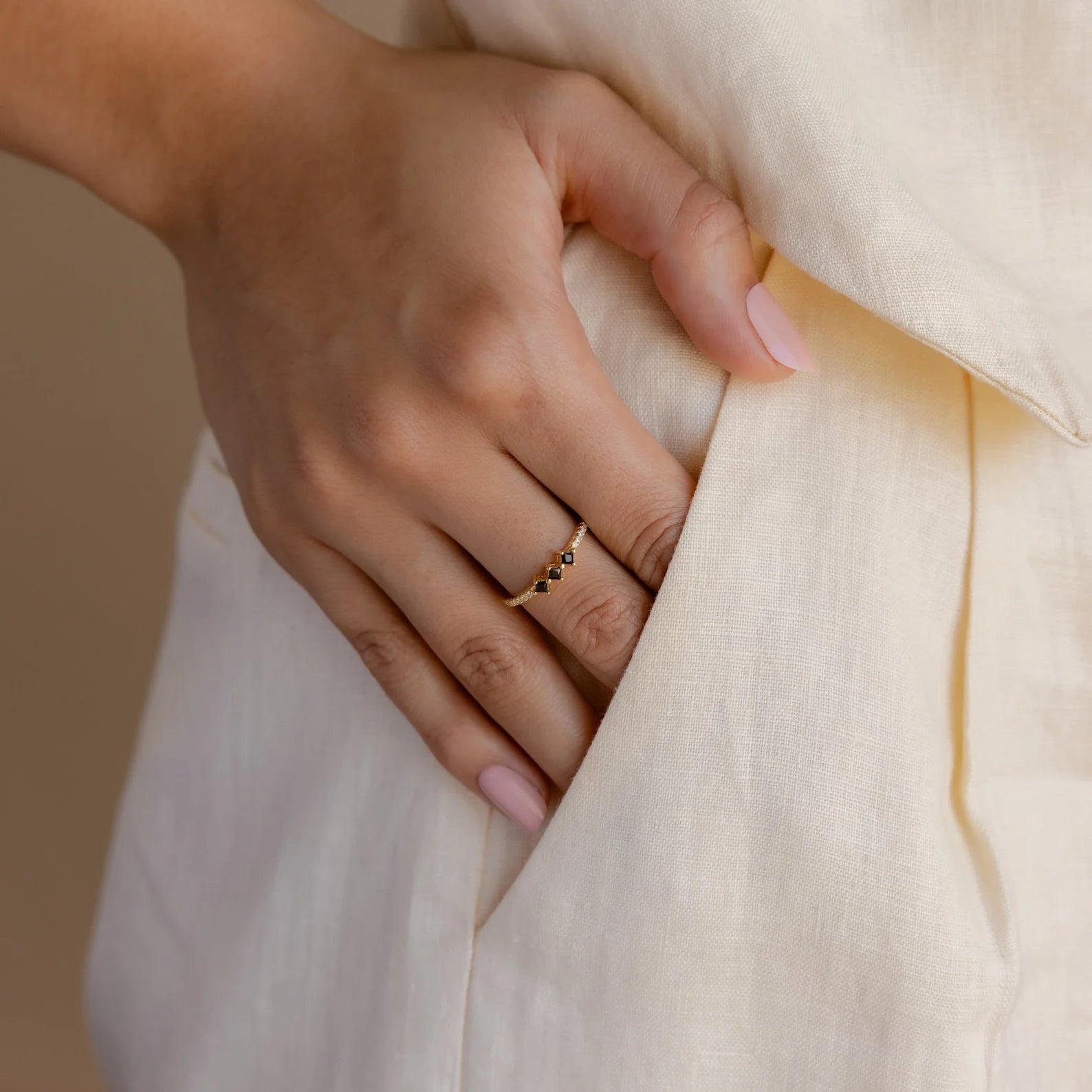 Helena Diamond Onyx Ring Silver 18K Gold Plated