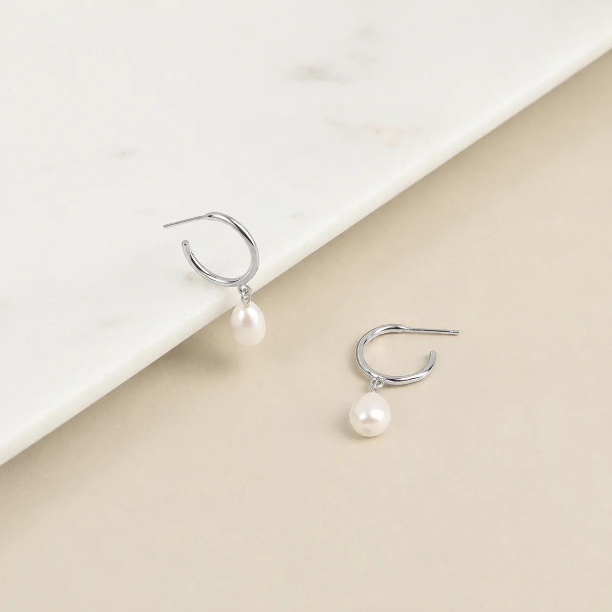 Margot Pearl Hoops