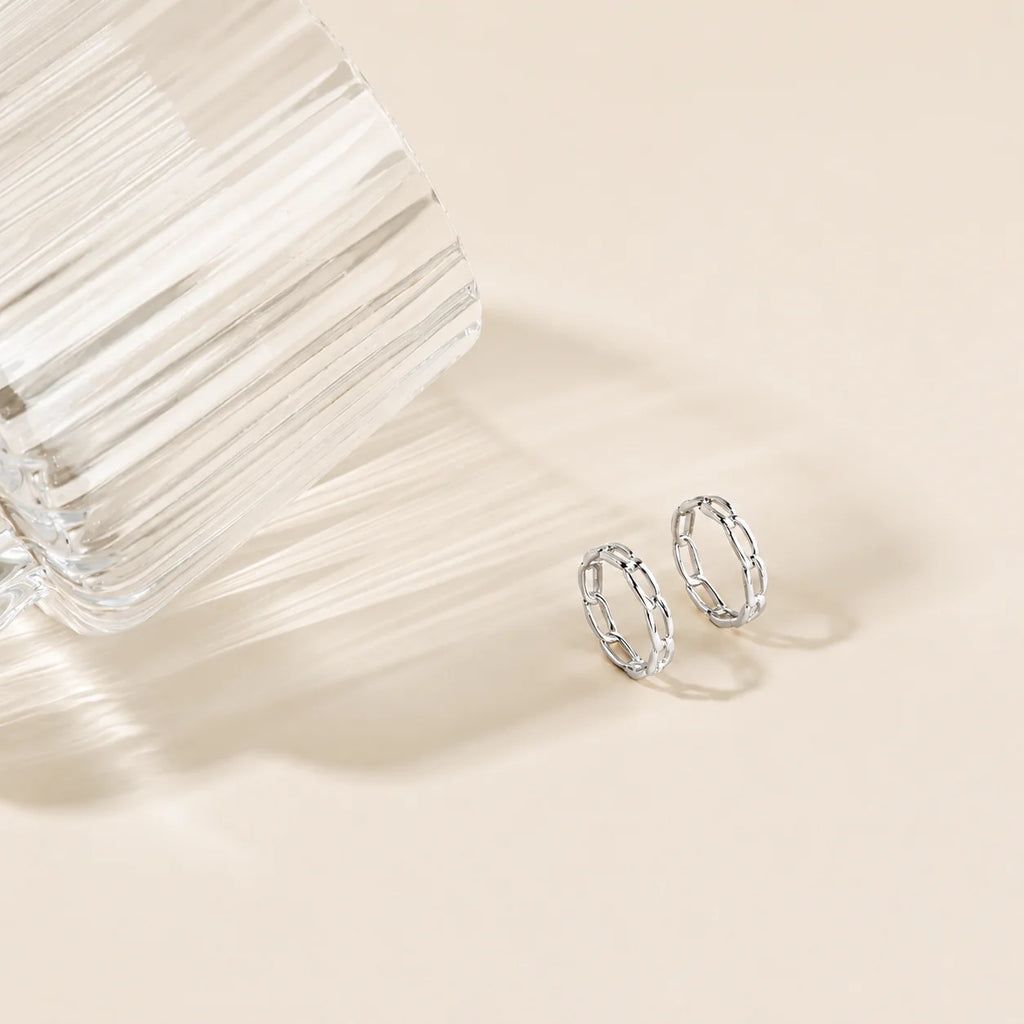 Elegant Link Ring